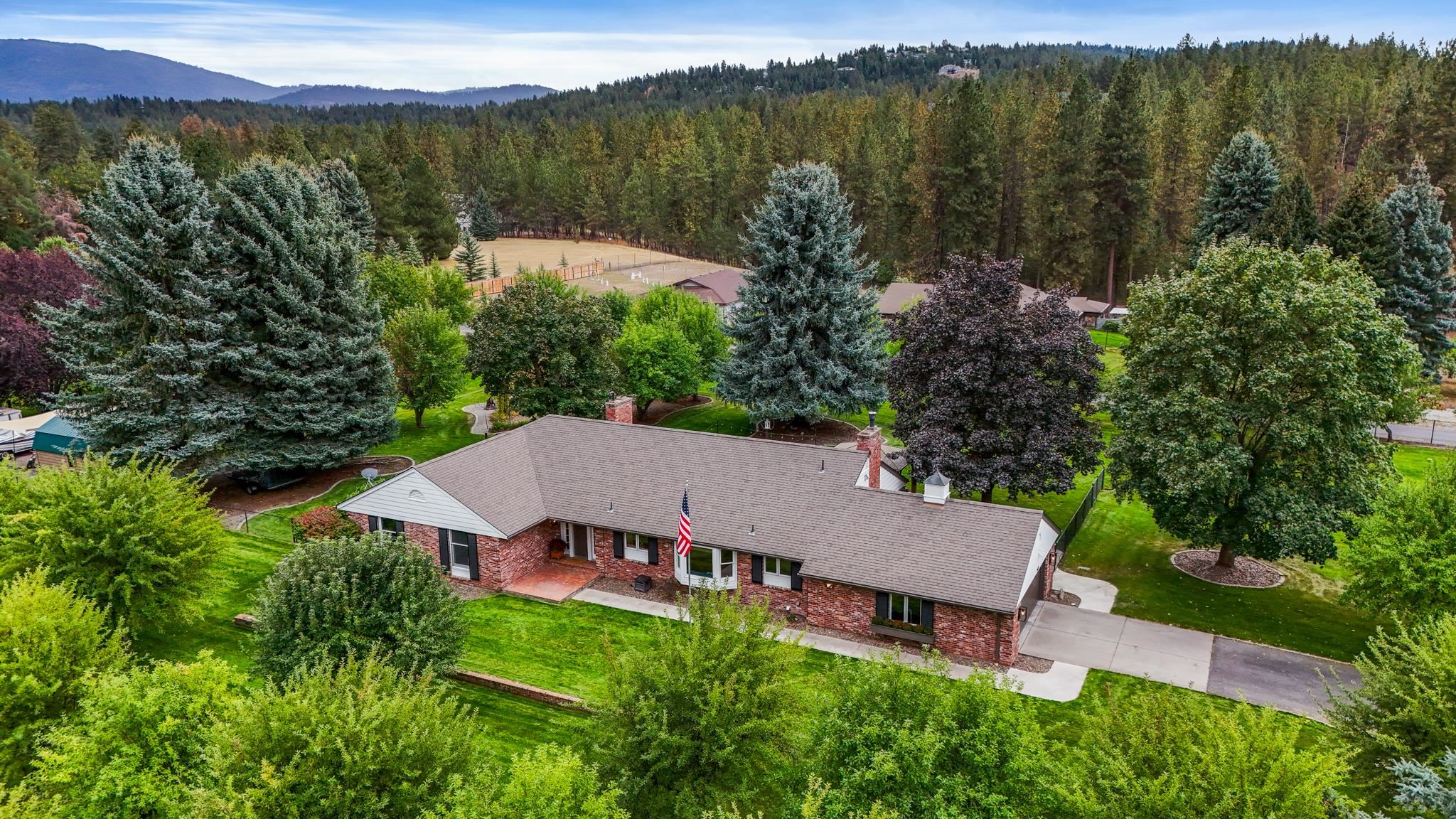 3411 S Best Rd - Photo 1