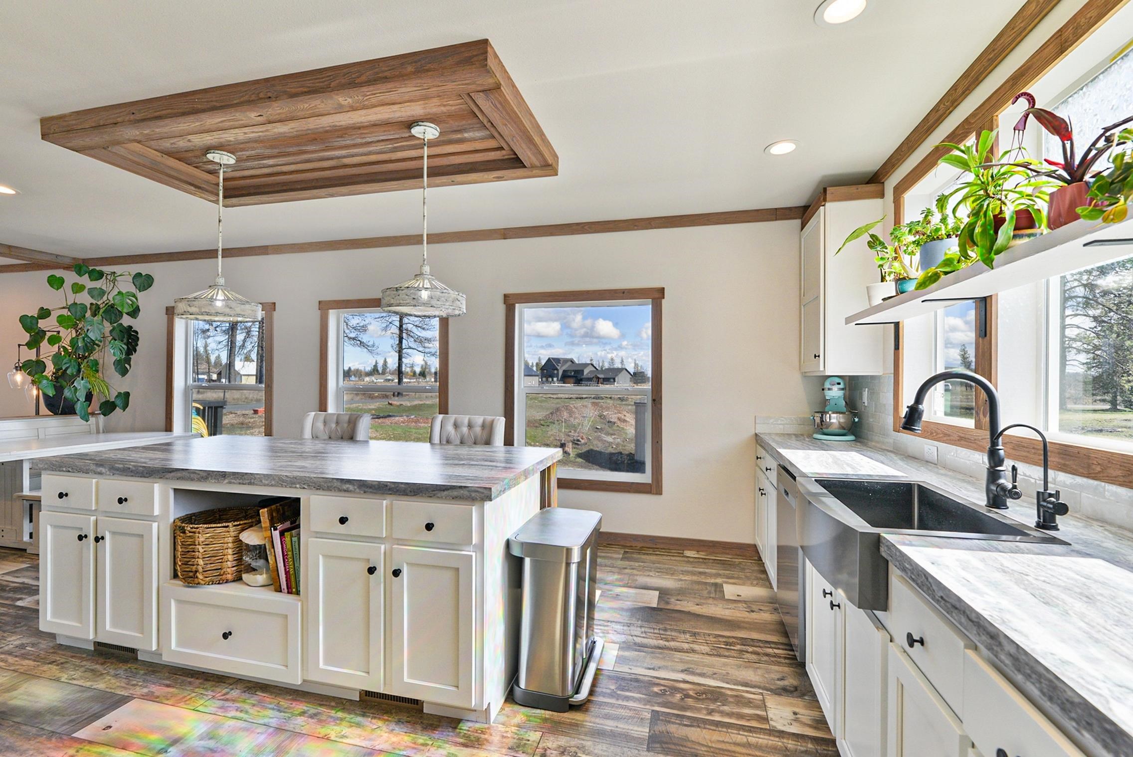 10004 S Medical Lake Rd - Photo 5