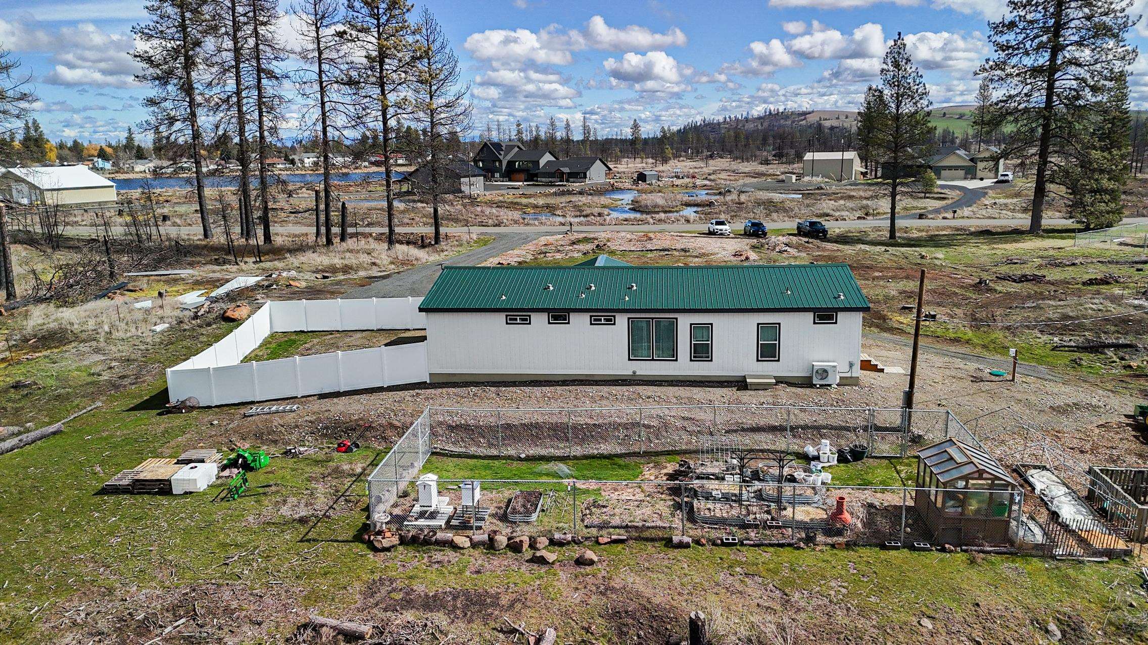 10004 S Medical Lake Rd - Photo 28