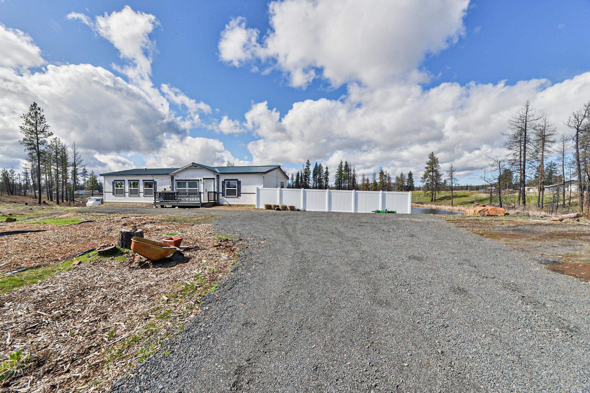 10004 S Medical Lake Rd - Photo 31