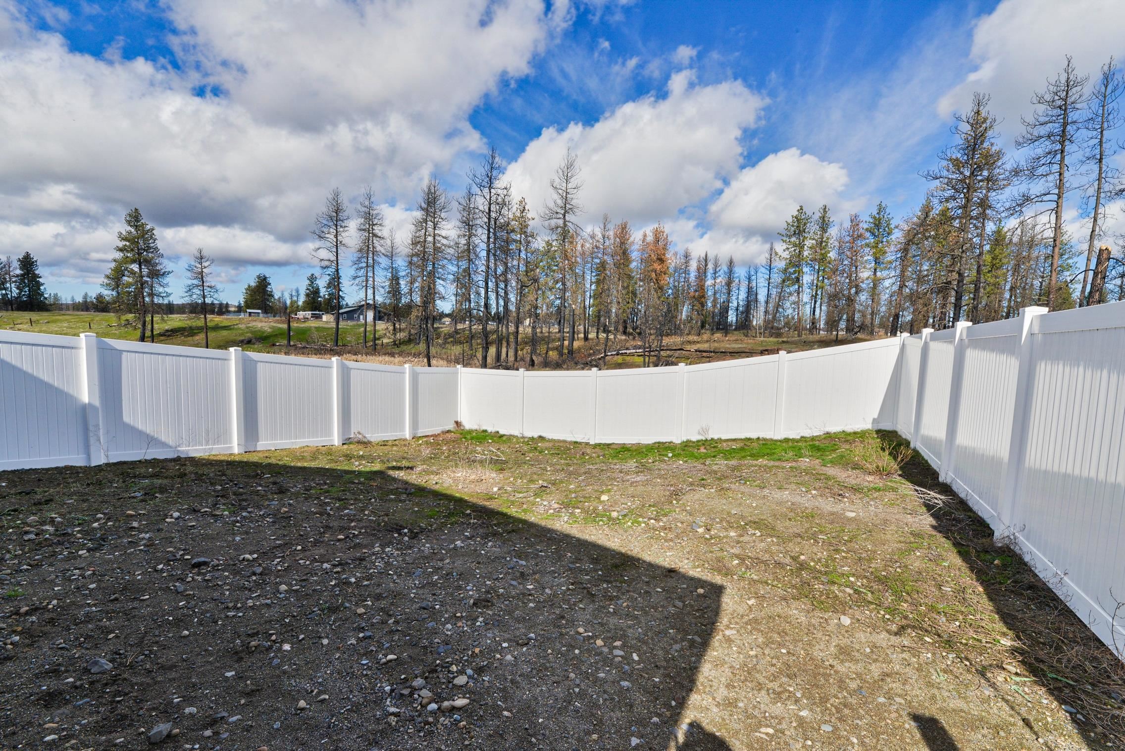 10004 S Medical Lake Rd - Photo 29