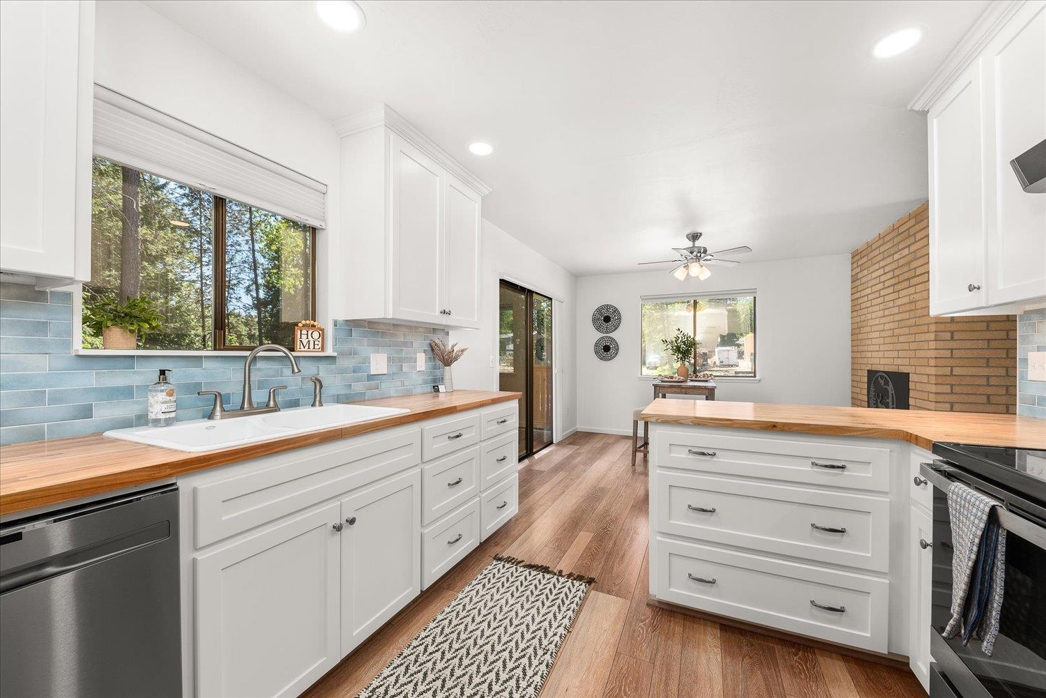 535 W Ash St - Photo 13