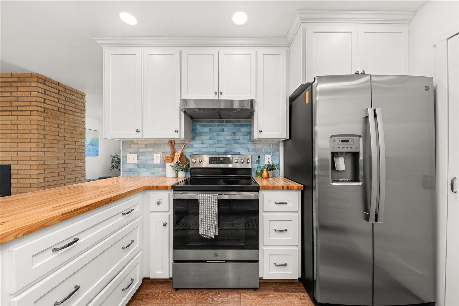535 W Ash St - Photo 15