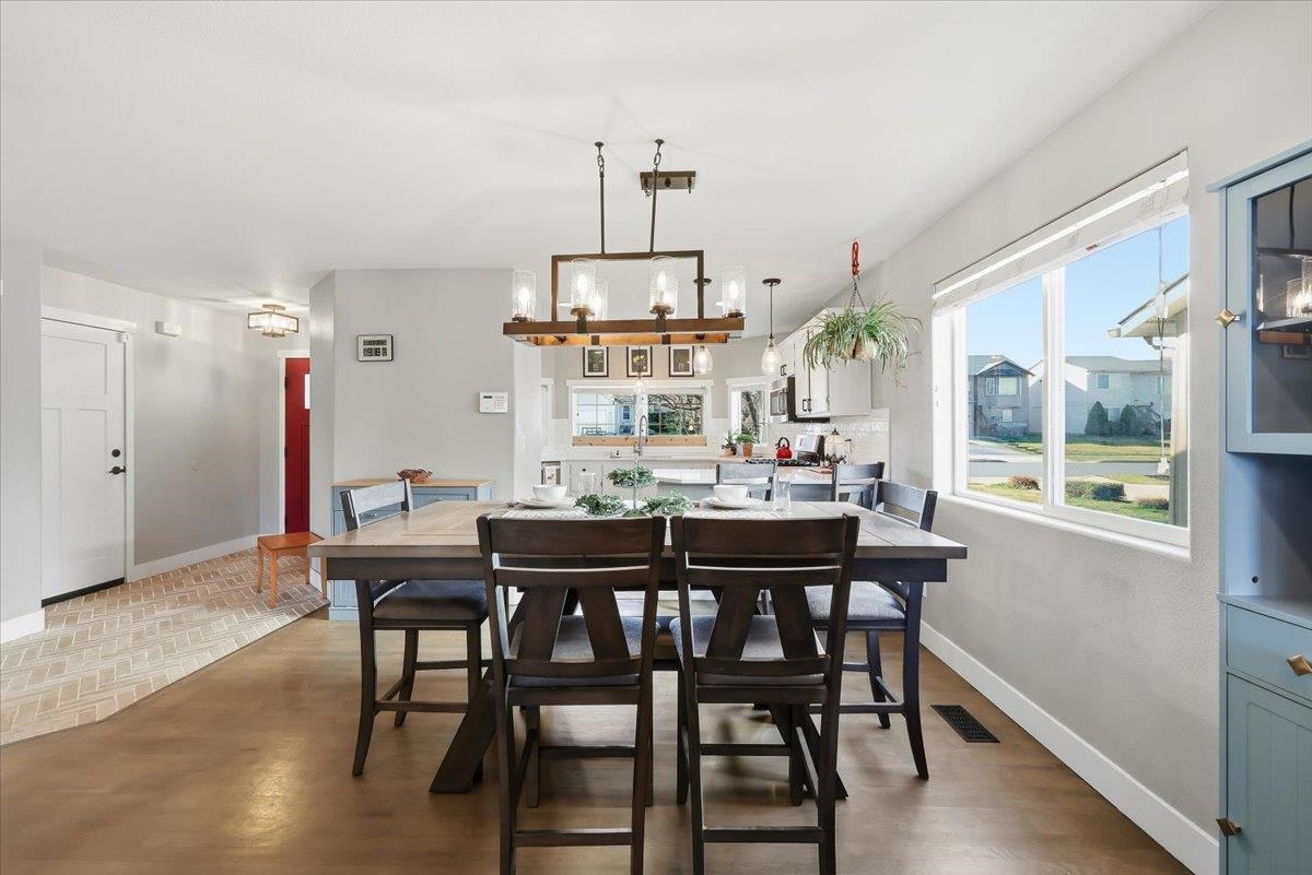 3211 E 43rd Ave - Photo 9