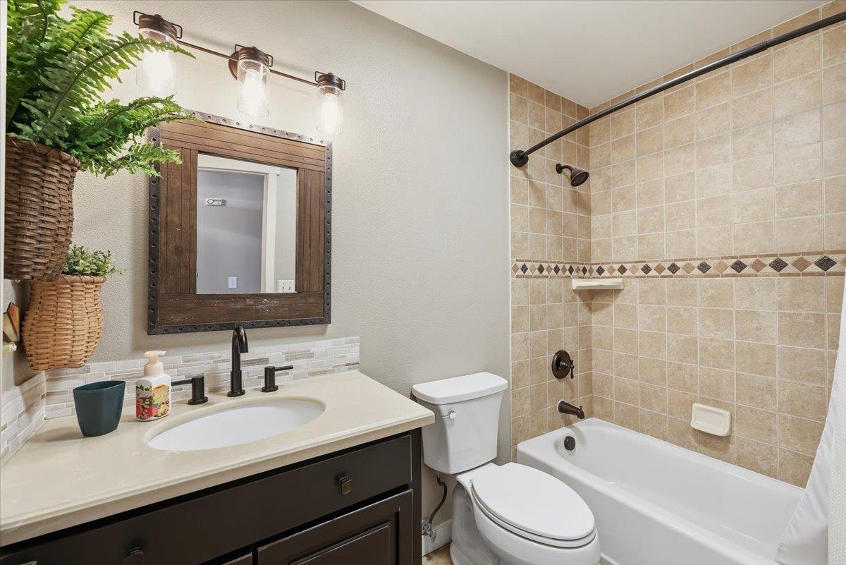 3211 E 43rd Ave - Photo 18