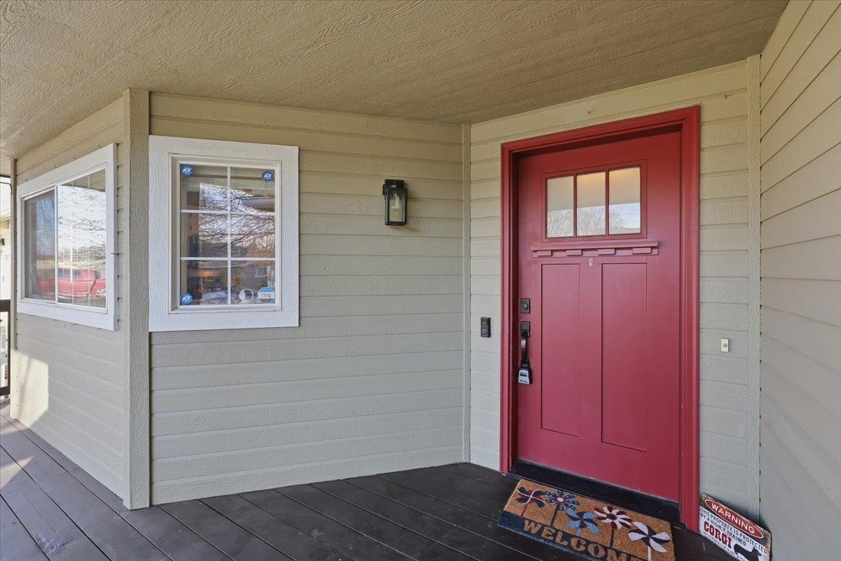 3211 E 43rd Ave - Photo 3