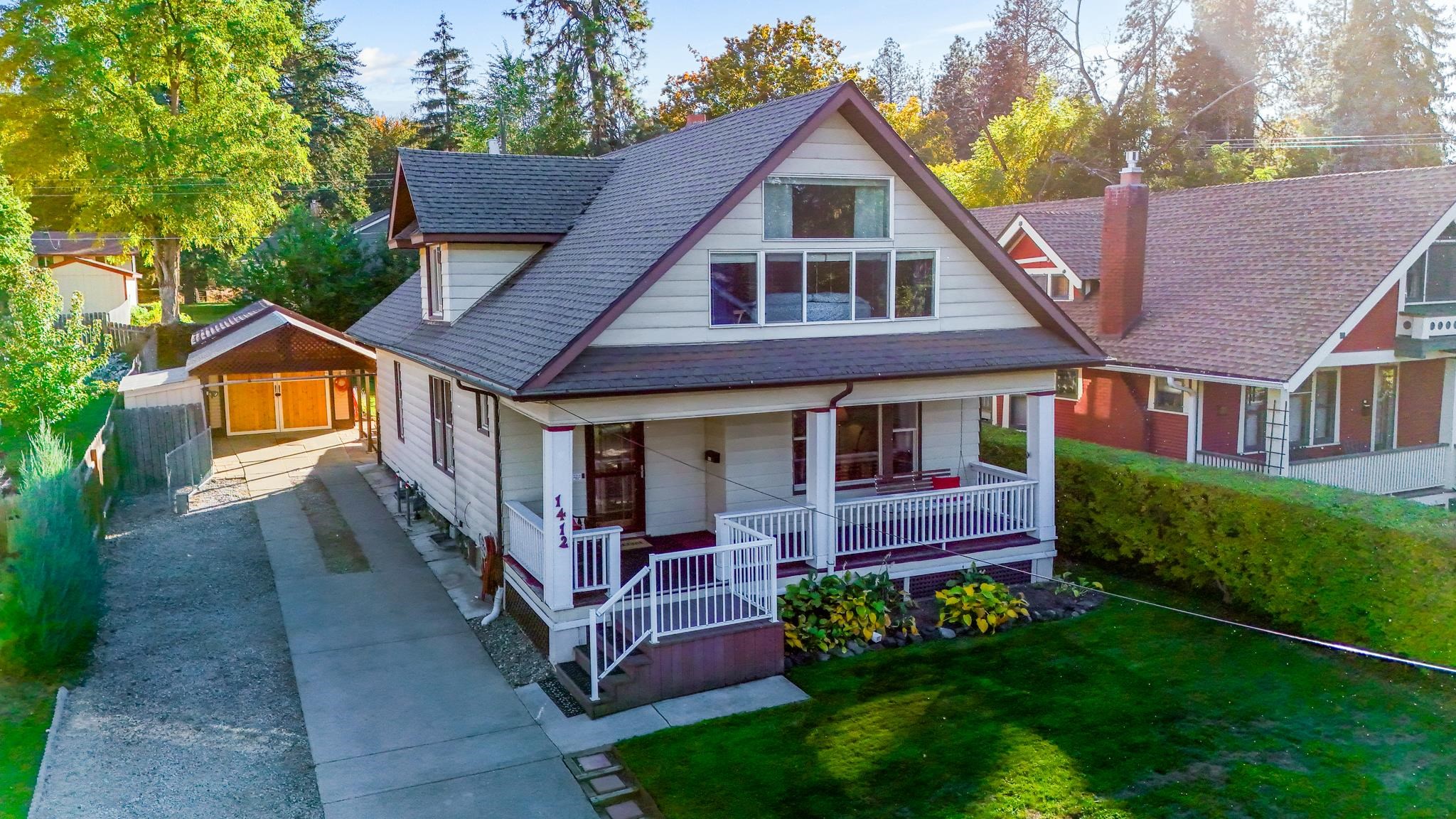1412 E 15th Ave - Photo 1