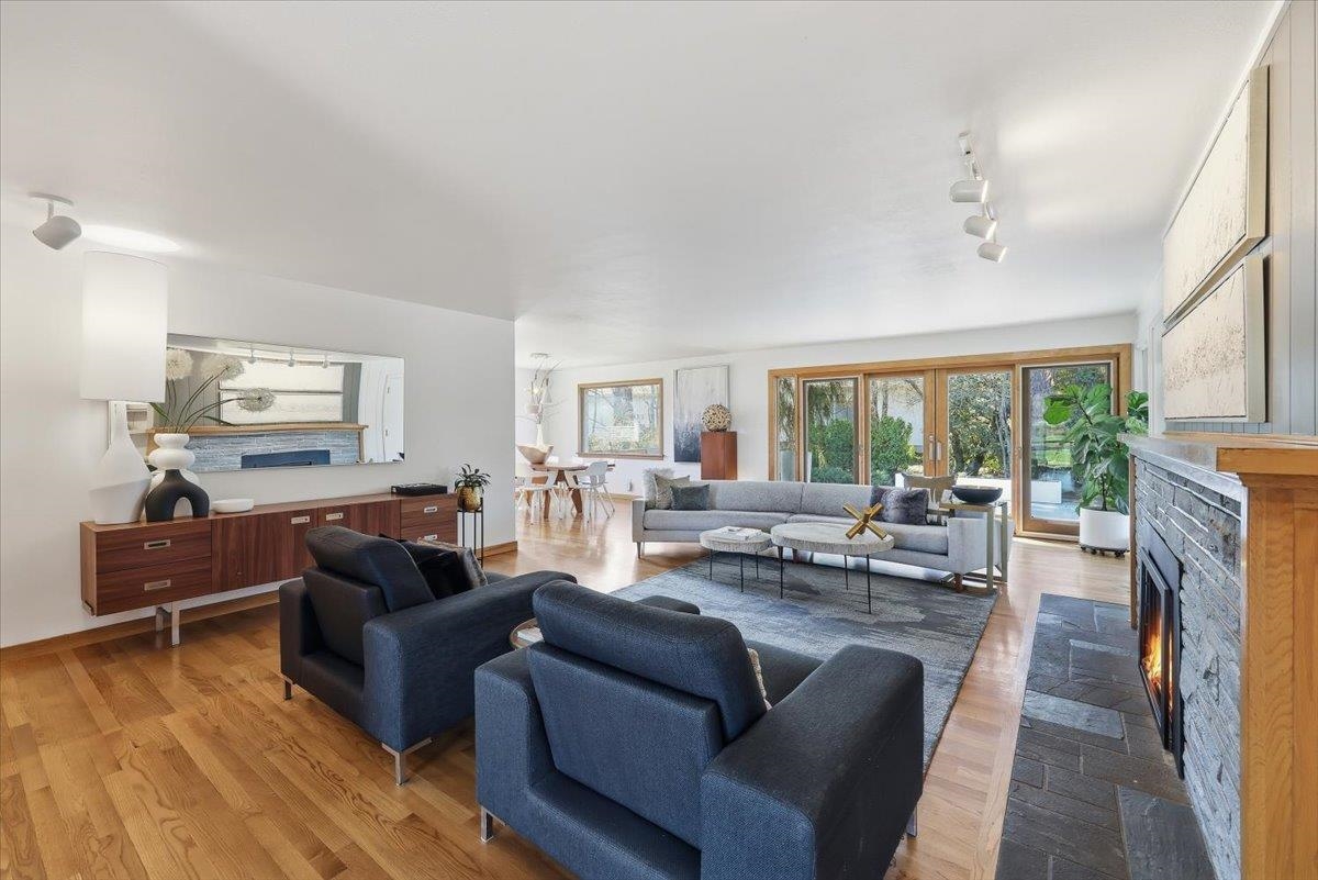 11 W 40th Ave - Photo 5