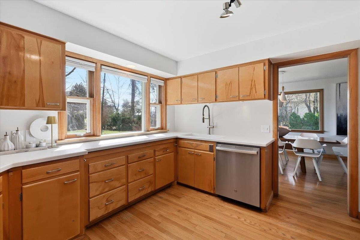 11 W 40th Ave - Photo 10