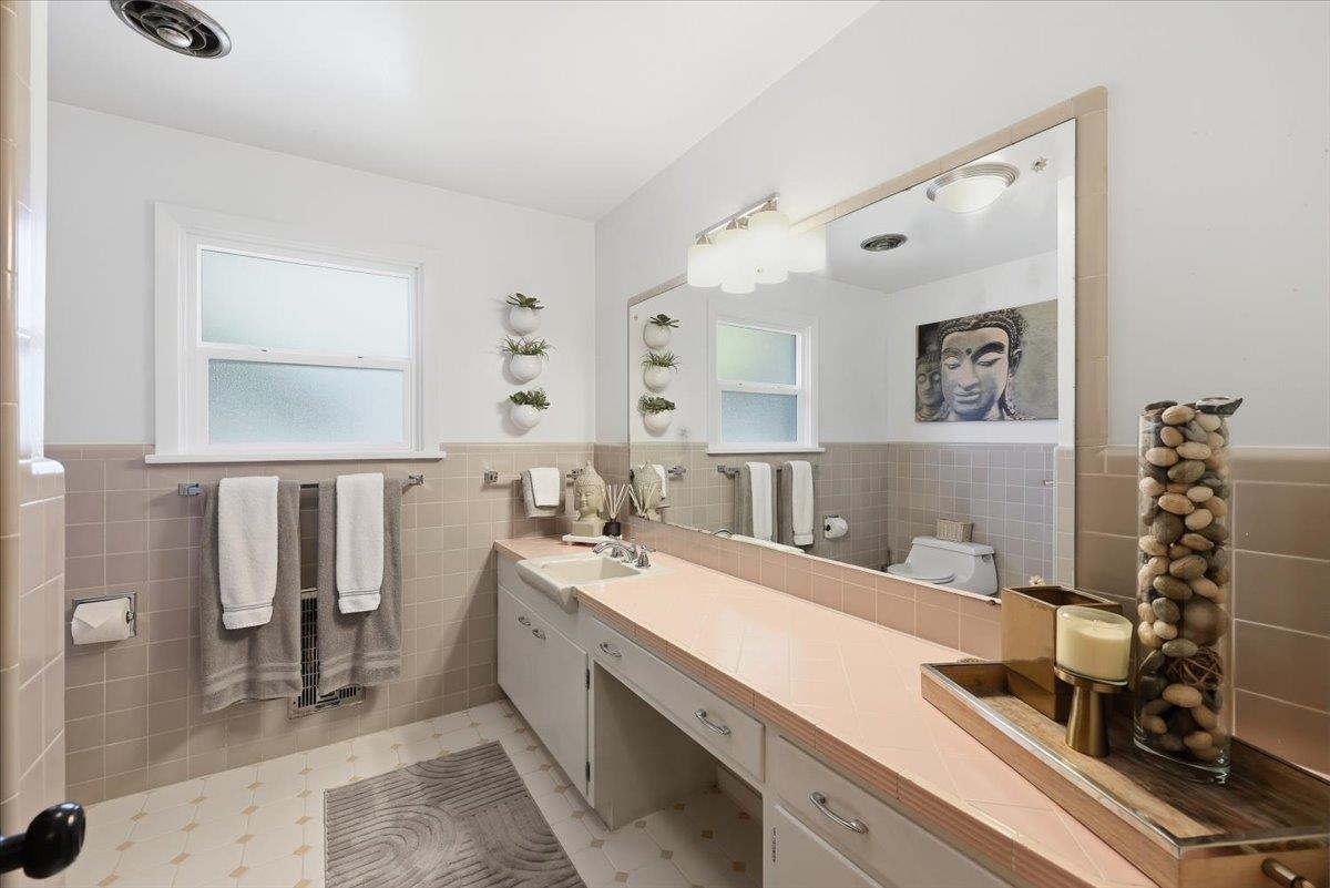 11 W 40th Ave - Photo 16