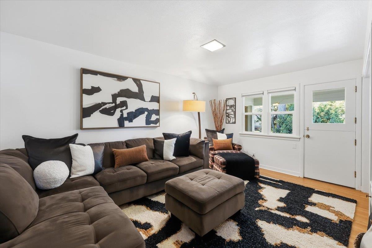 11 W 40th Ave - Photo 18