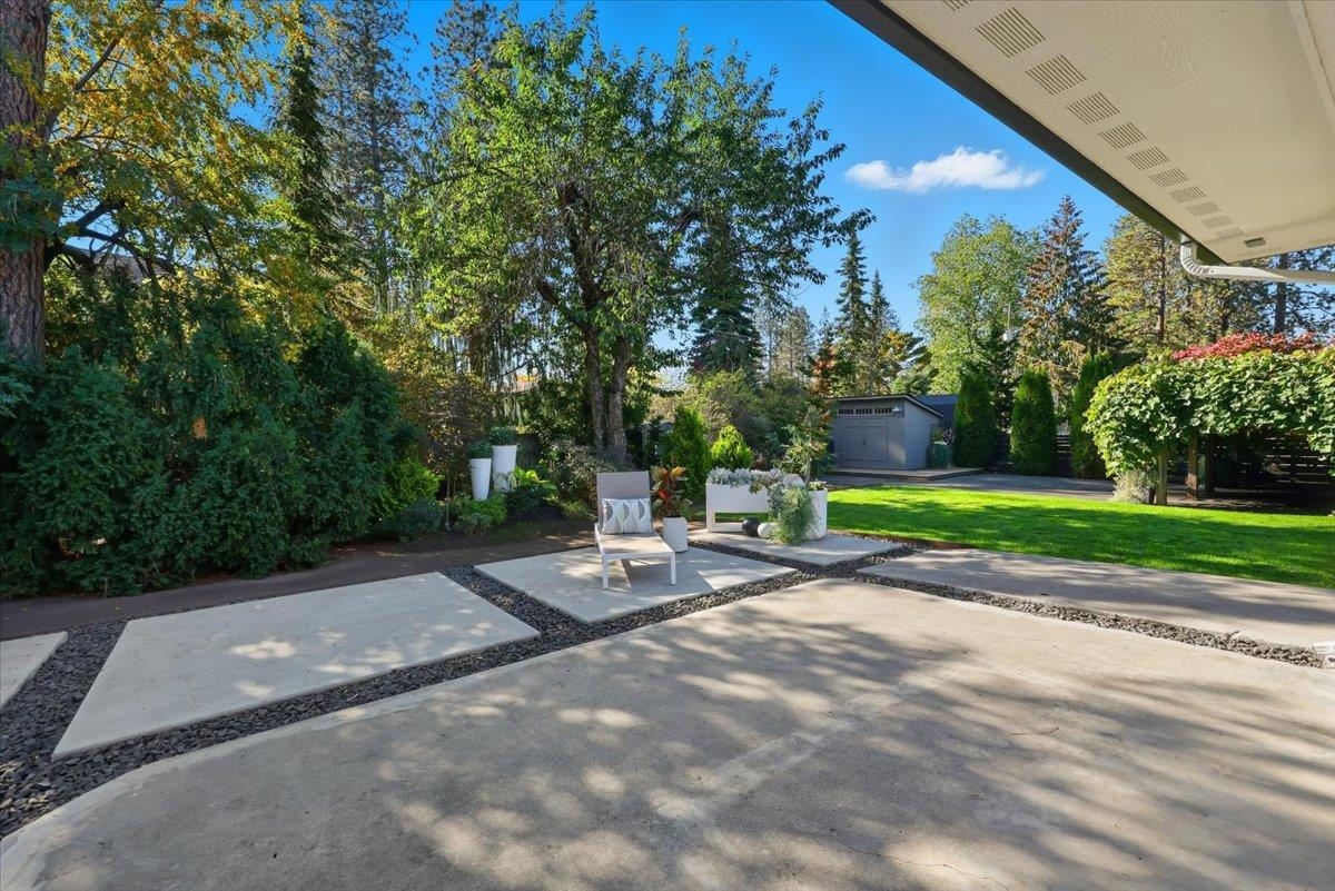 11 W 40th Ave - Photo 36