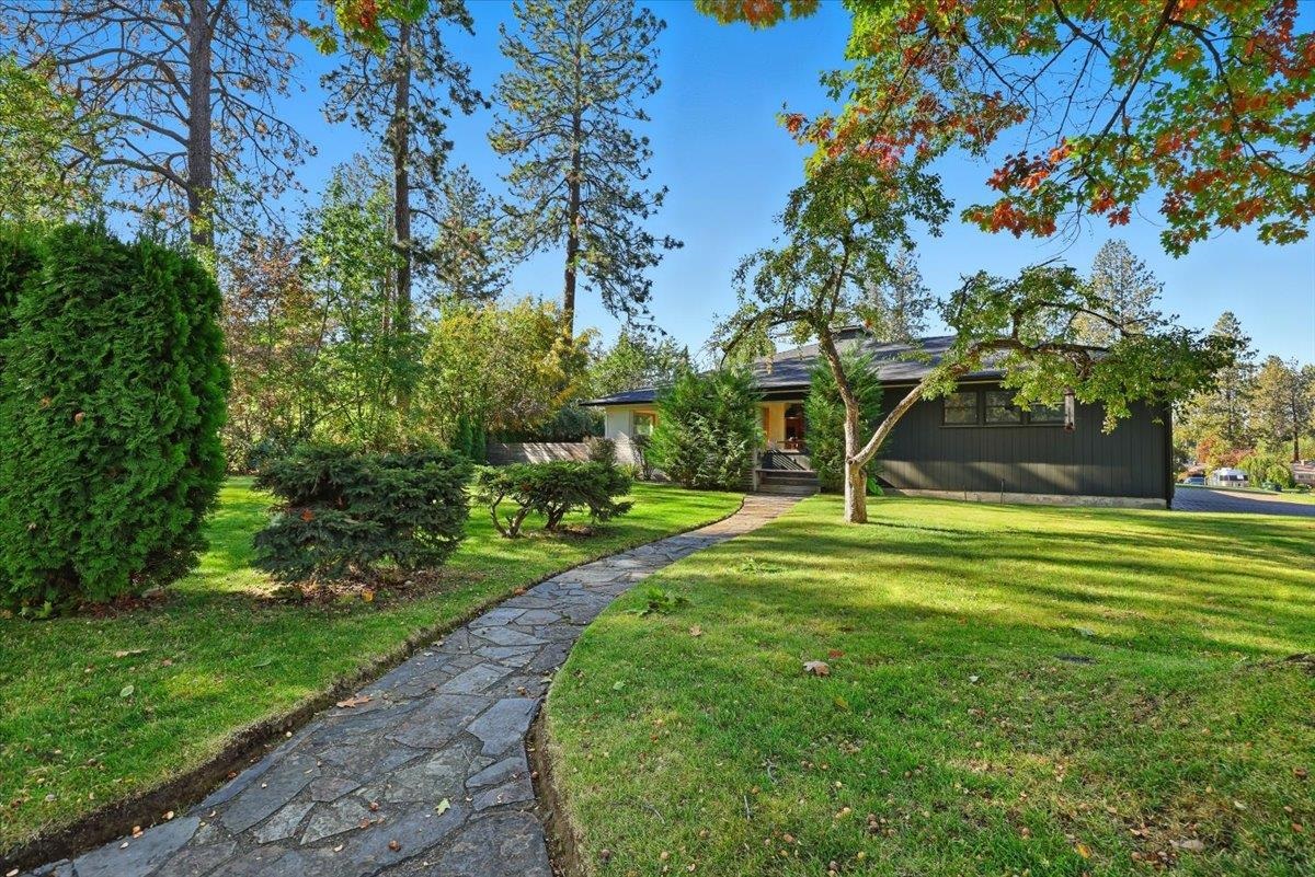 11 W 40th Ave - Photo 40