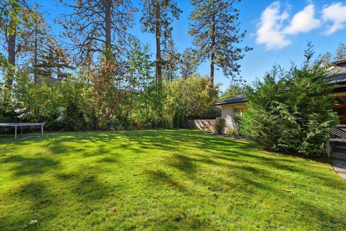 11 W 40th Ave - Photo 41