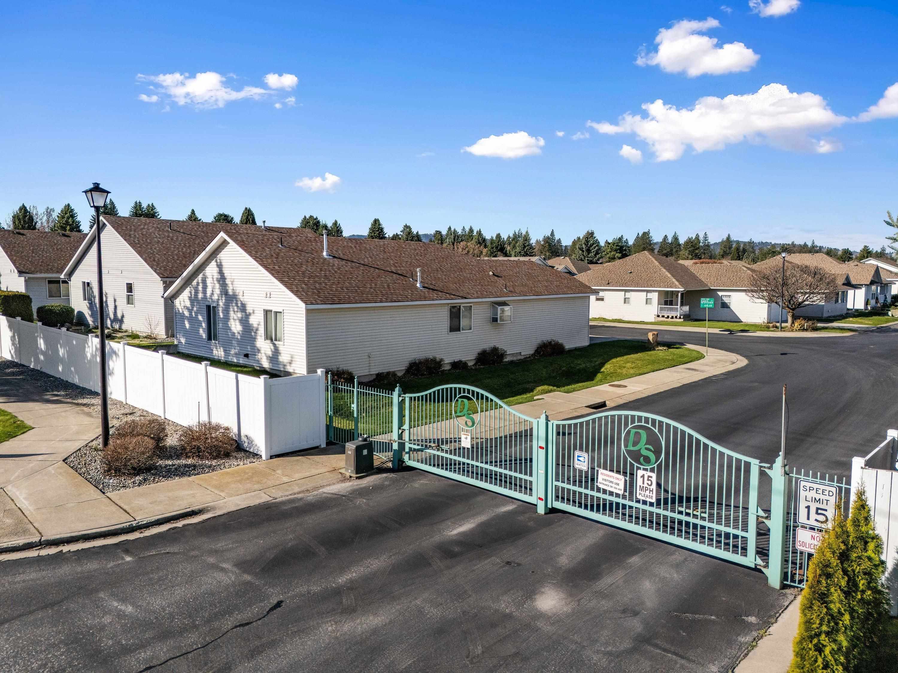 1413 S Davis Ln - Photo 3