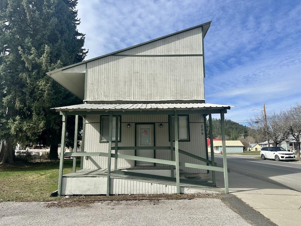 209 Houghton St - Photo 2