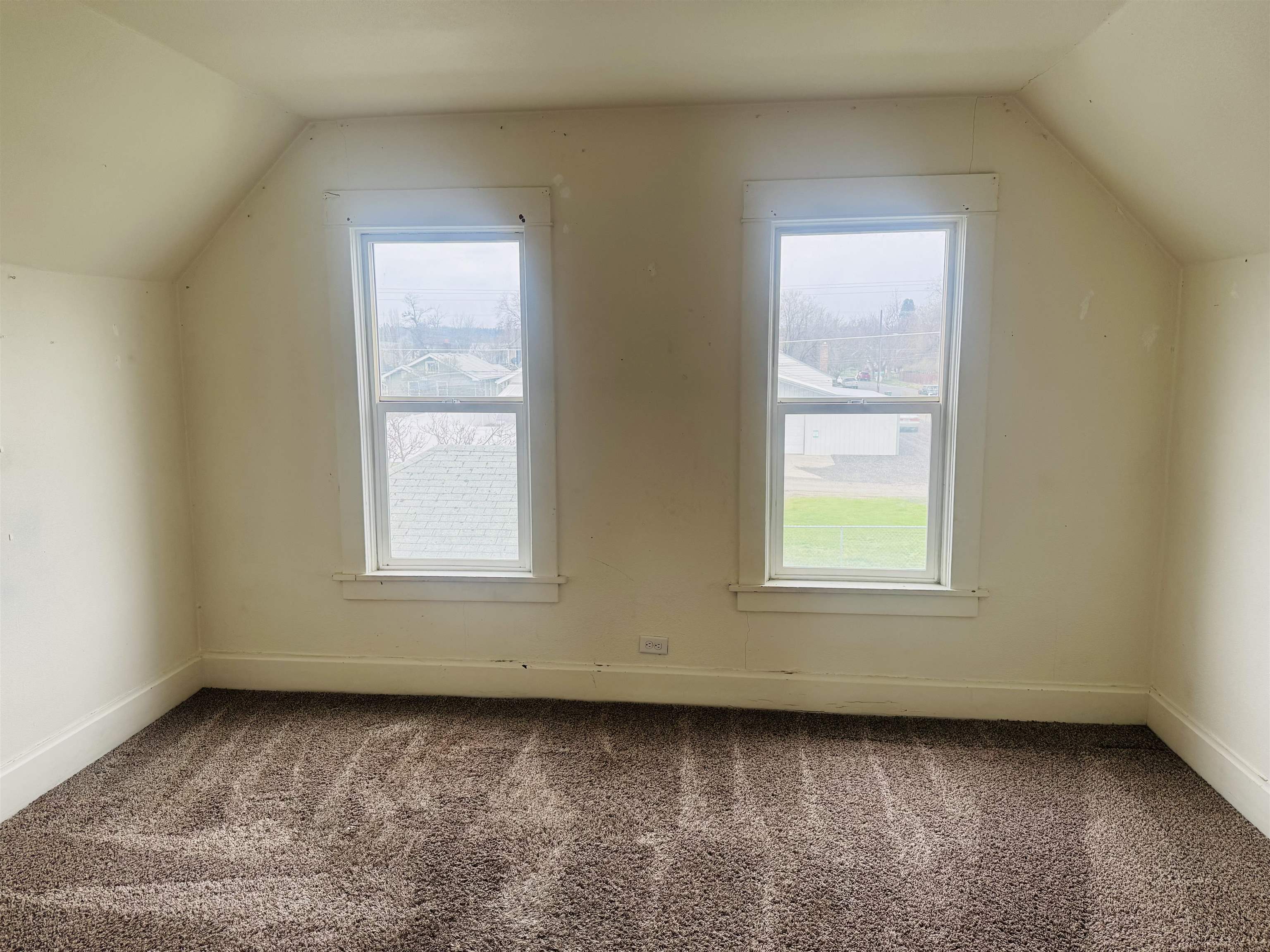 504 E Carlisle Ave - Photo 13
