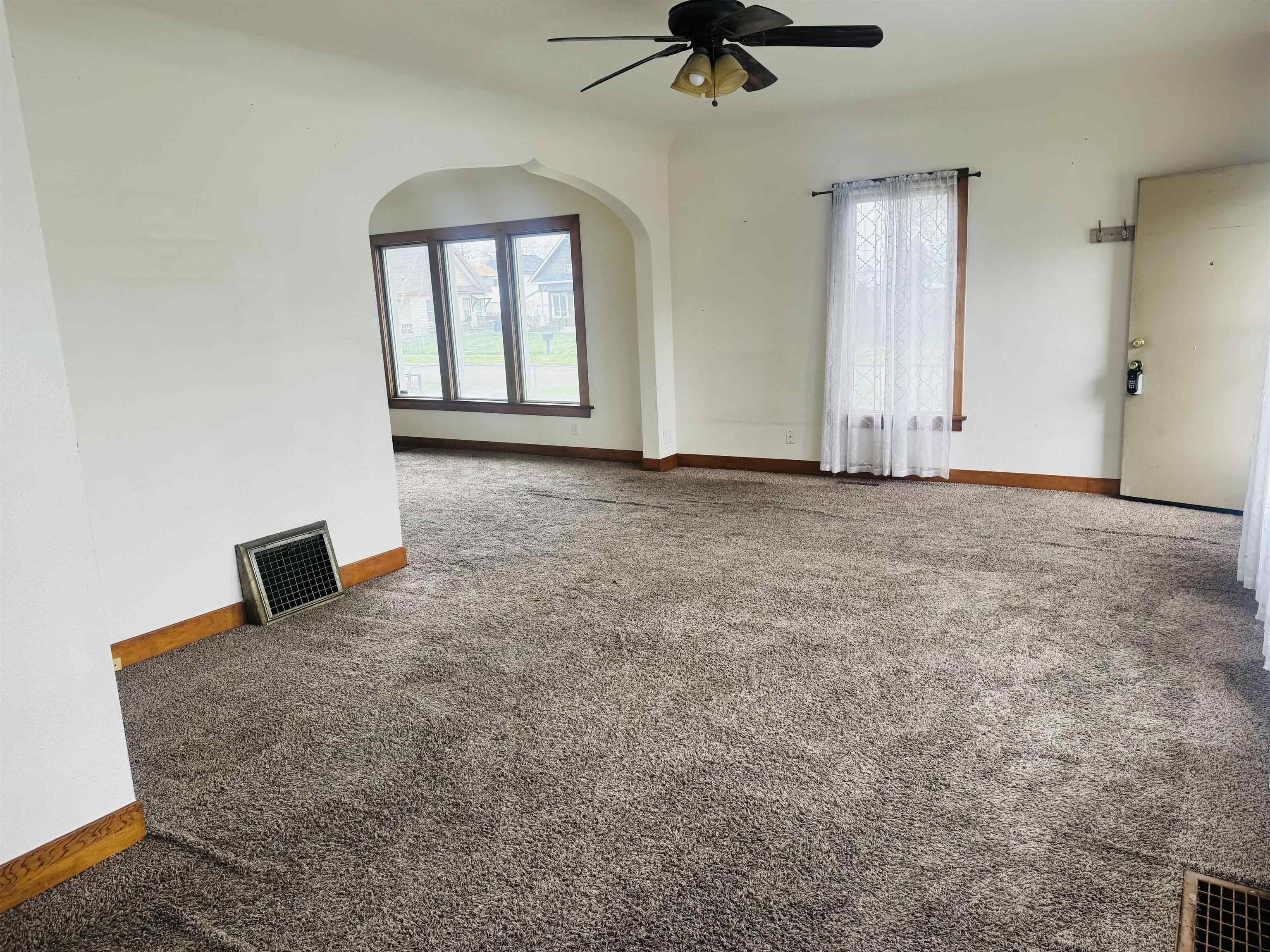 504 E Carlisle Ave - Photo 8