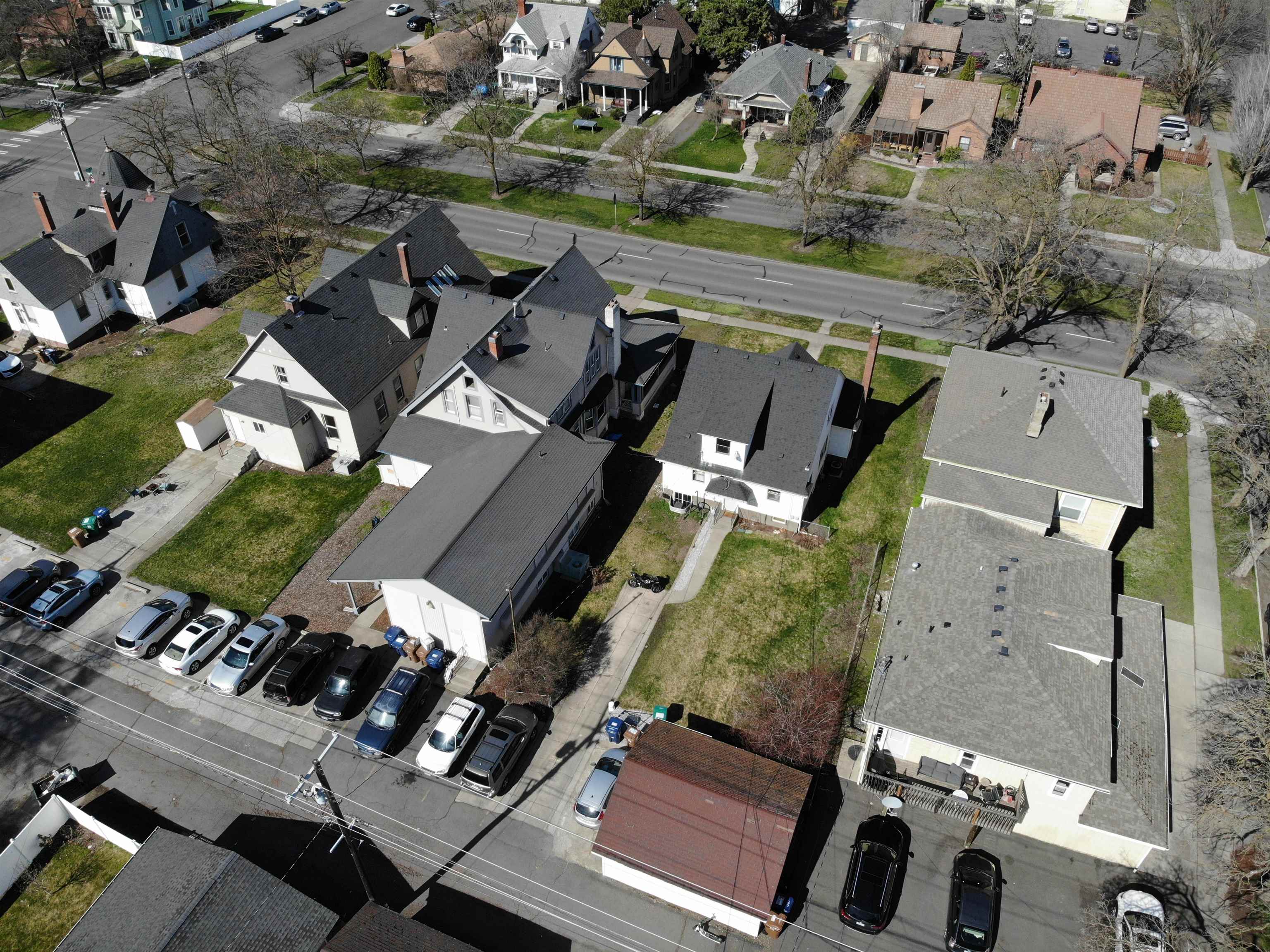 418 E Mission Ave - Photo 4