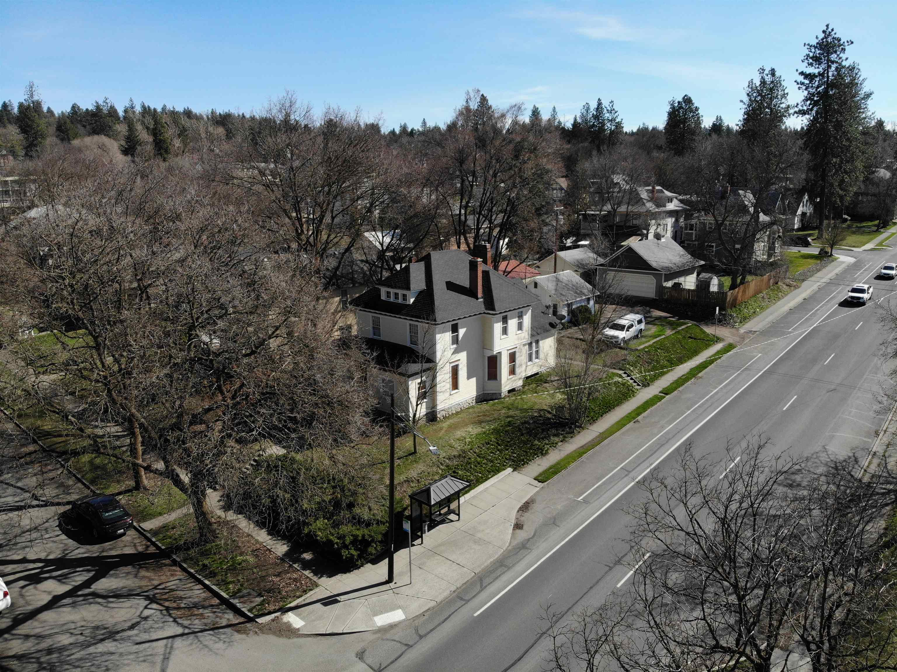 1427 W 7th Ave - Photo 2