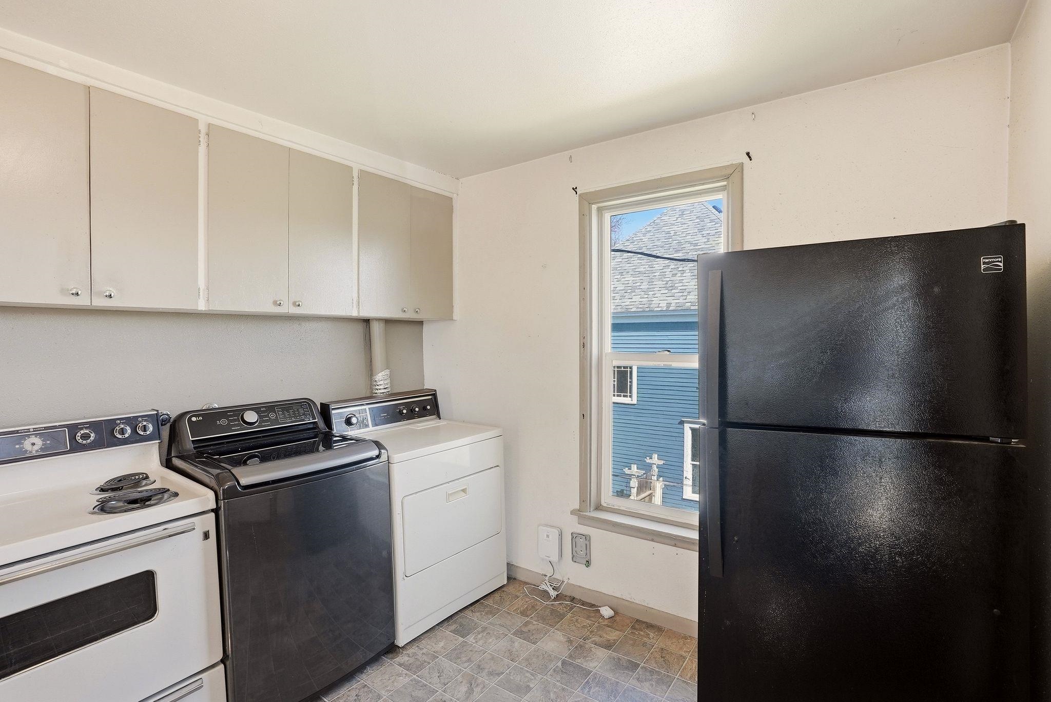 1913 W Mallon Ave - Photo 7