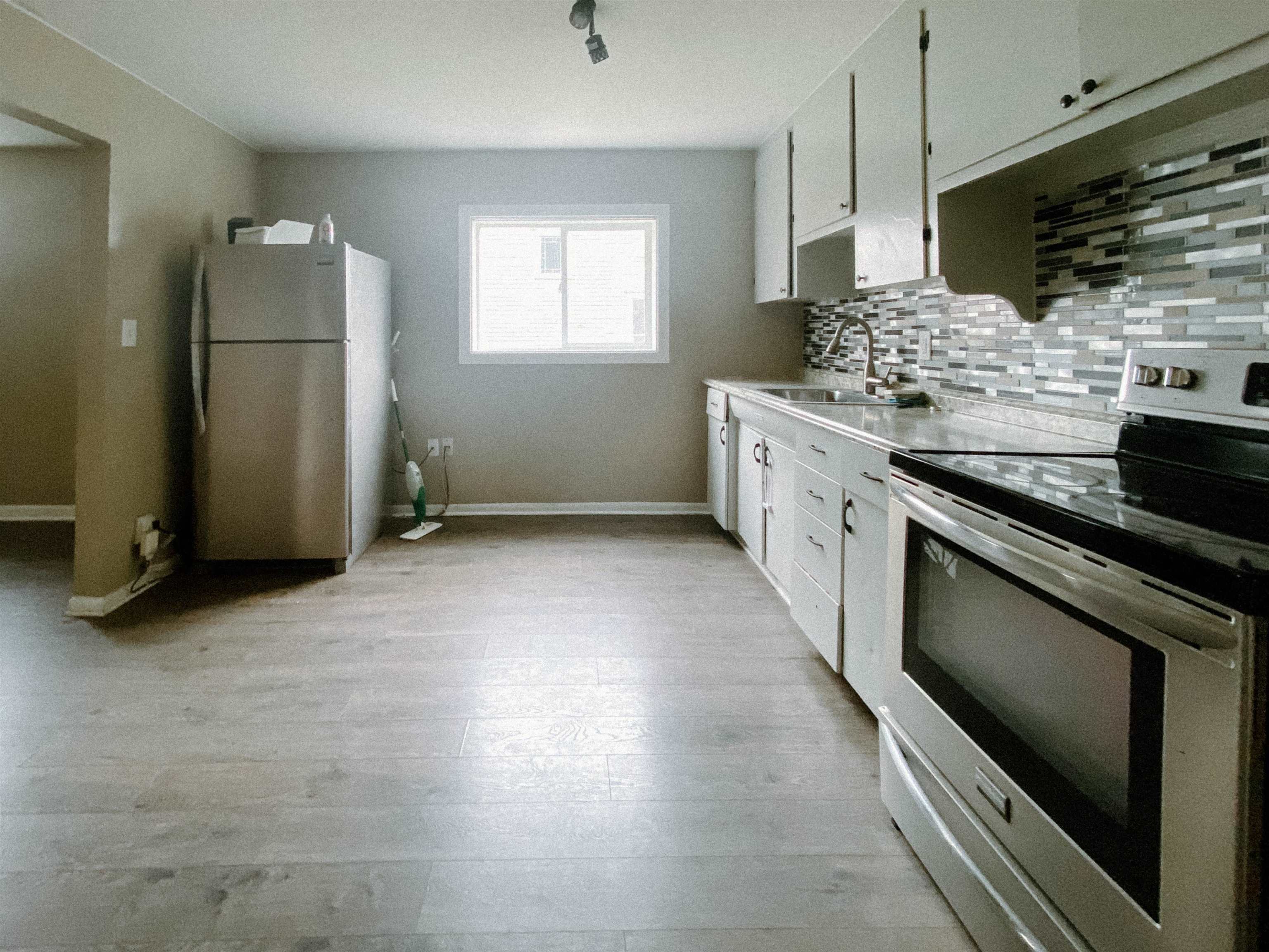 1913 W Mallon Ave - Photo 16