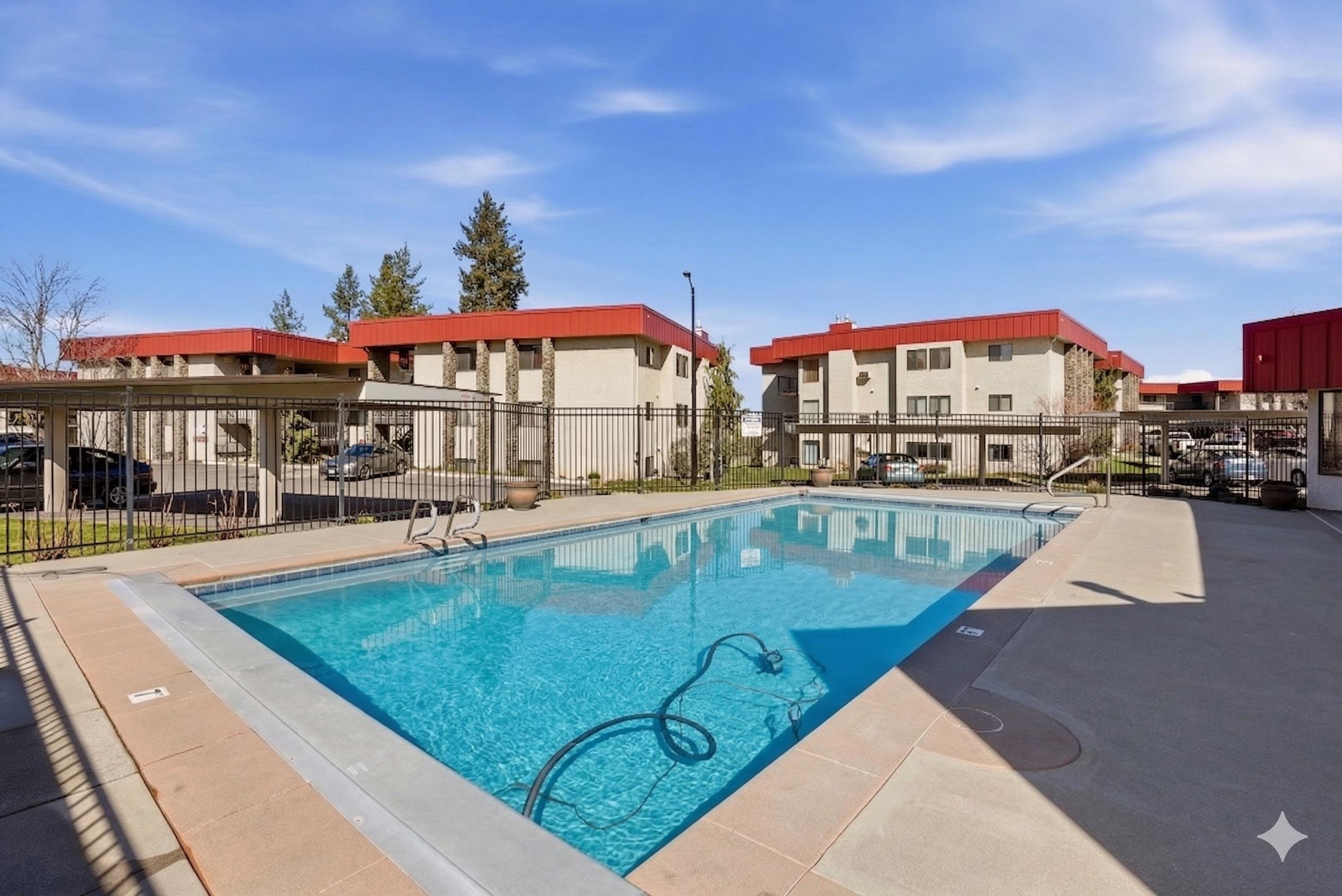 170 S Coeur D'Alene St - Photo 1