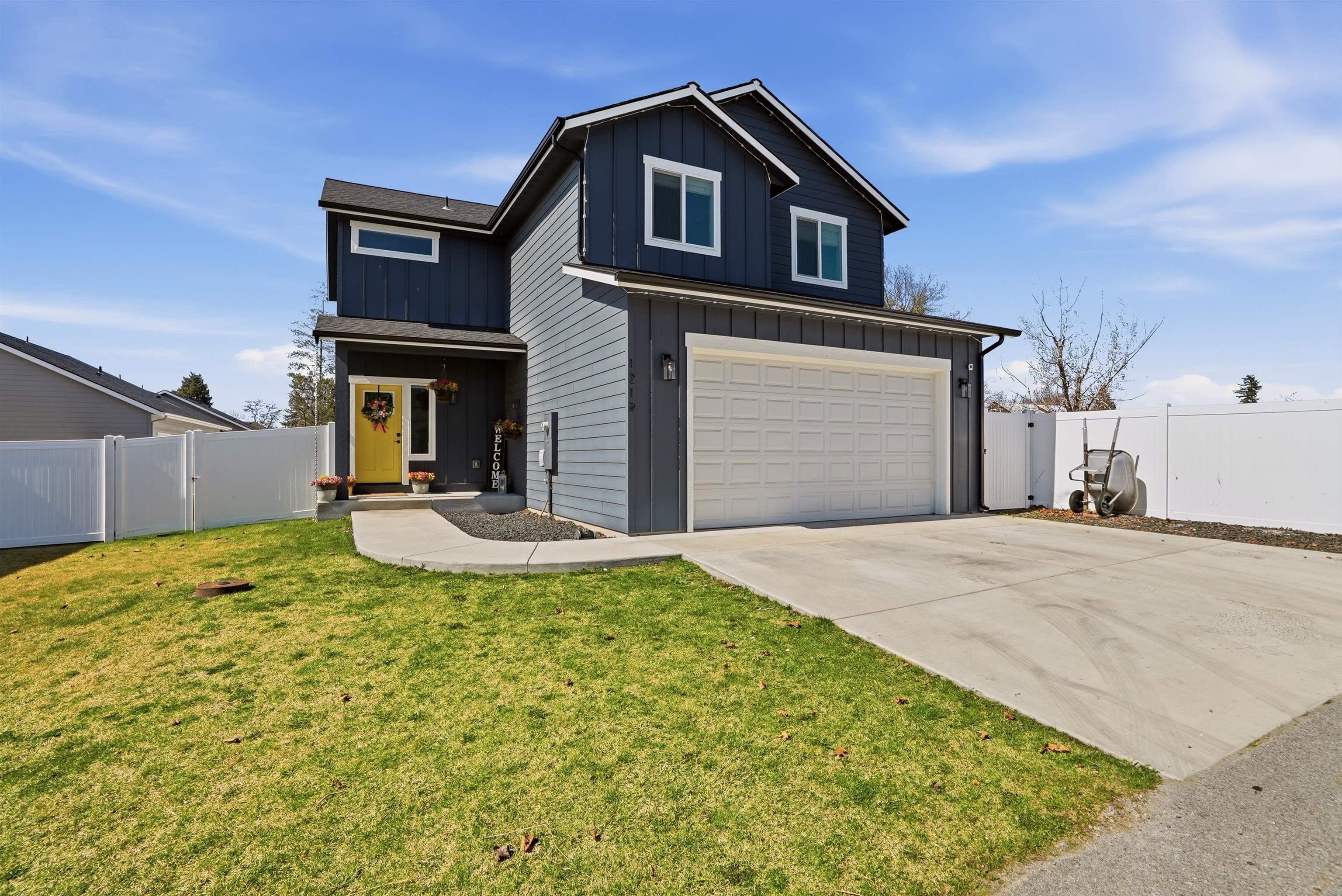 1219 N Walnut Ln - Photo 2