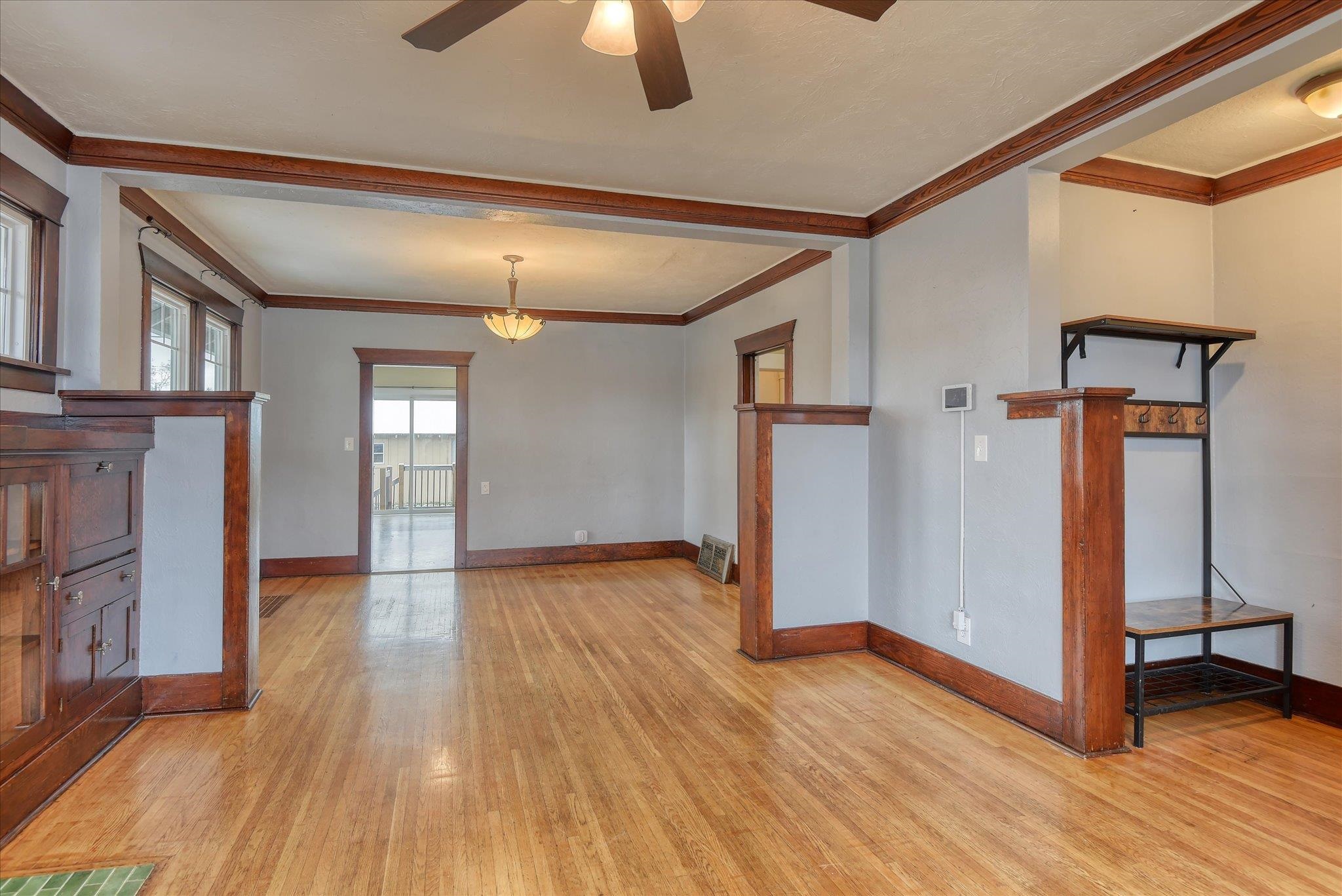 1042 W PROVIDENCE Ave - Photo 11
