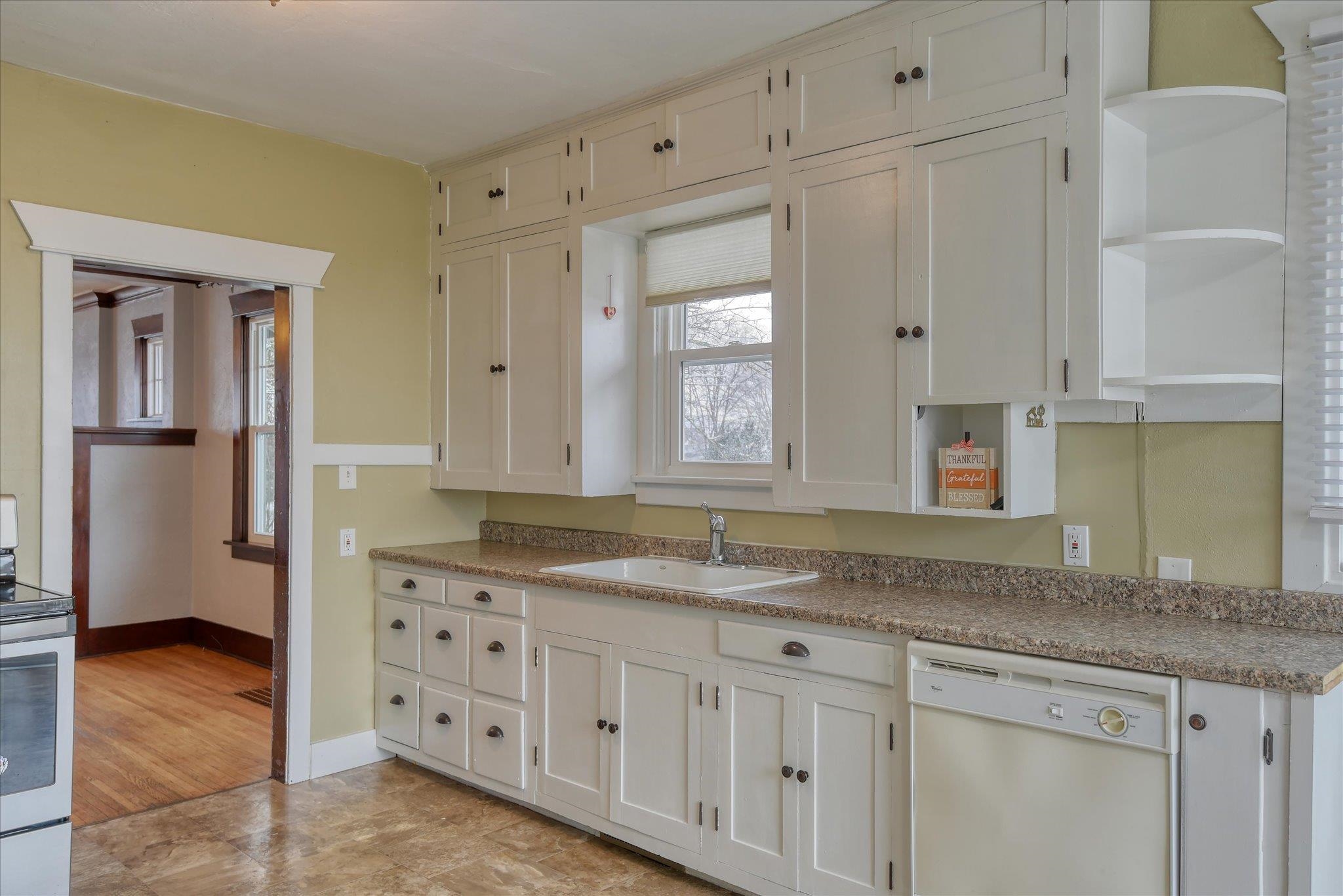 1042 W PROVIDENCE Ave - Photo 13