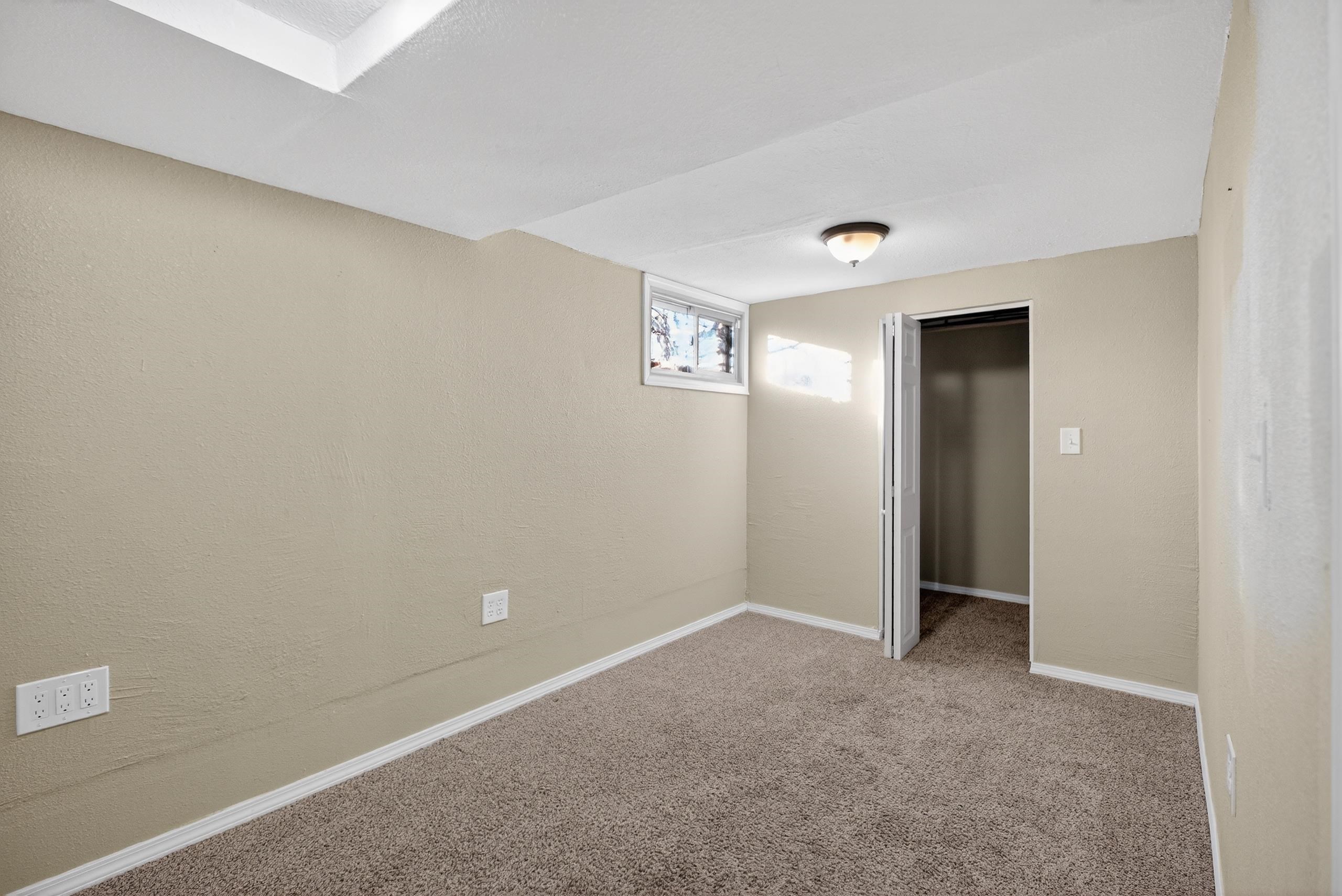 1042 W PROVIDENCE Ave - Photo 33