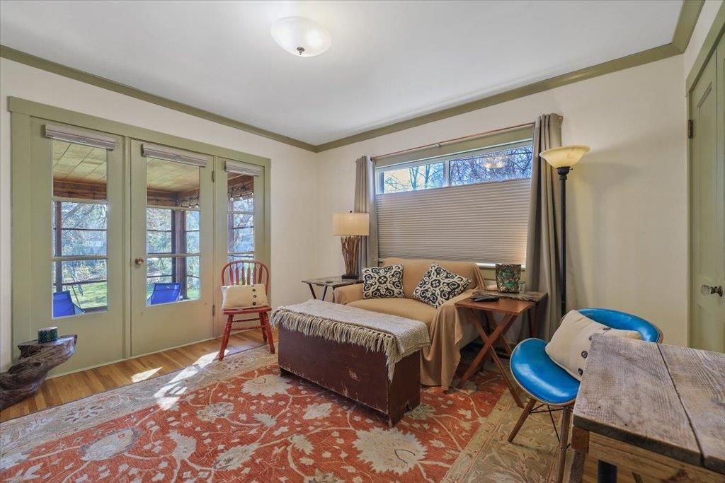 129 W 33rd Ave - Photo 18