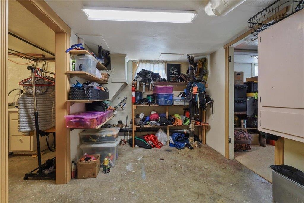 129 W 33rd Ave - Photo 29