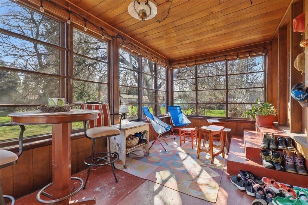 129 W 33rd Ave - Photo 30