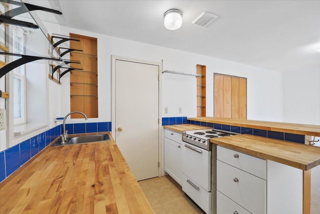 129 W 33rd Ave - Photo 39