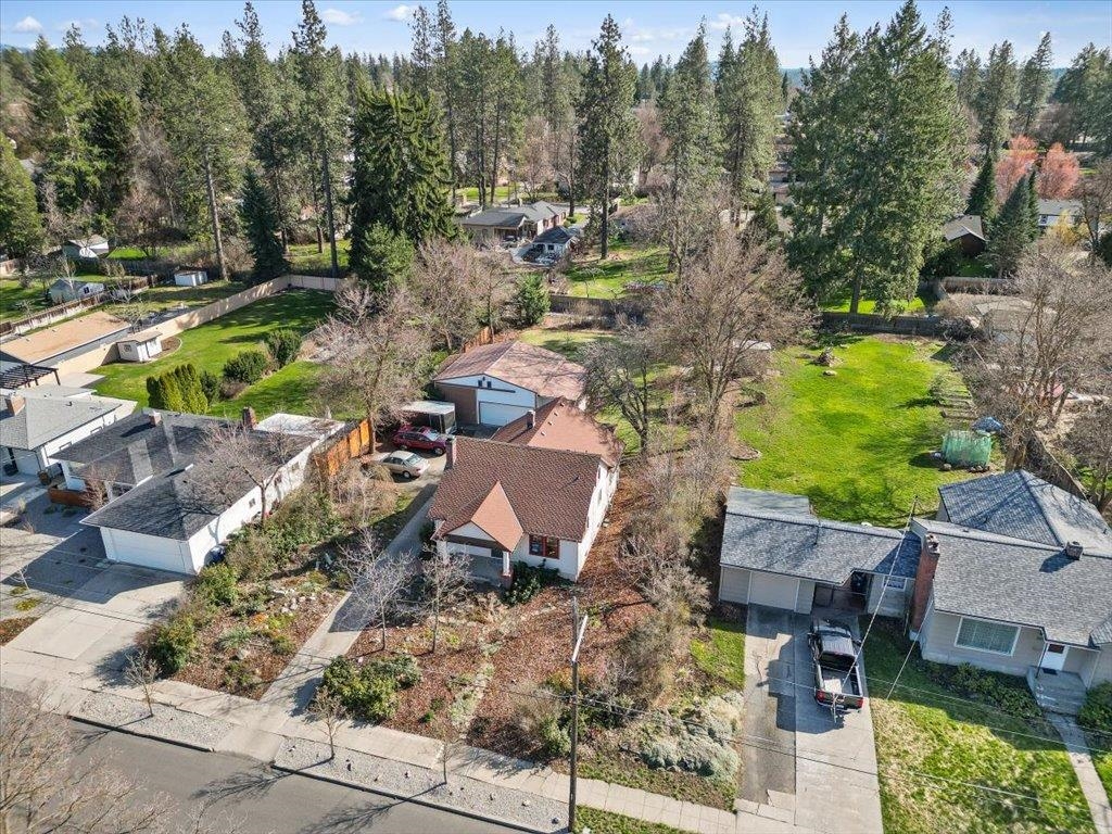129 W 33rd Ave - Photo 47