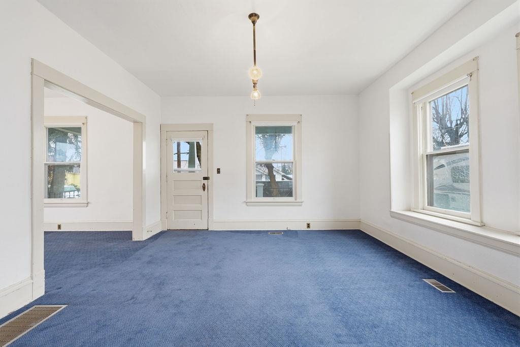 313 E Gordon Ave - Photo 4