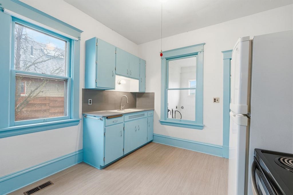 313 E Gordon Ave - Photo 9