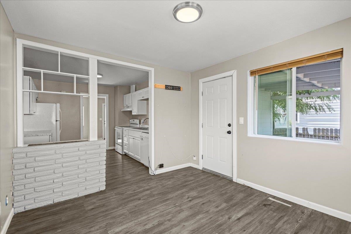 2123 E HEROY Ave - Photo 23