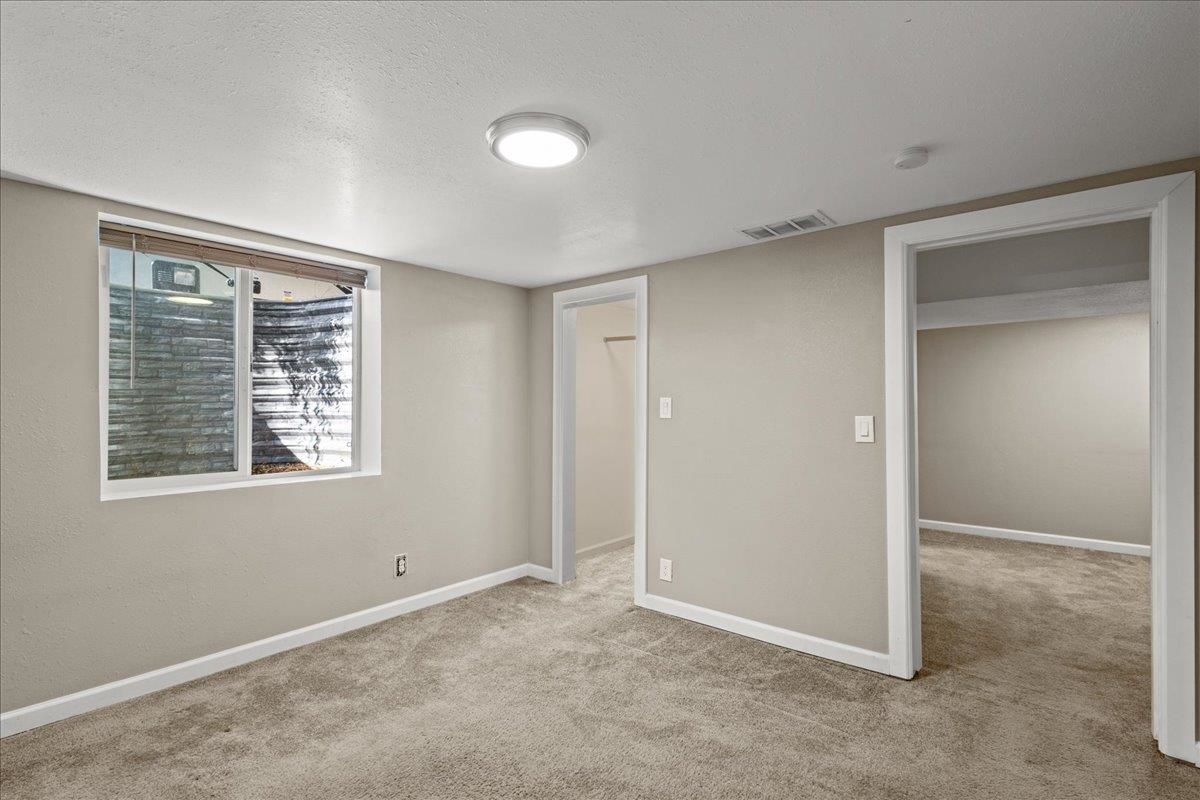 2123 E HEROY Ave - Photo 28