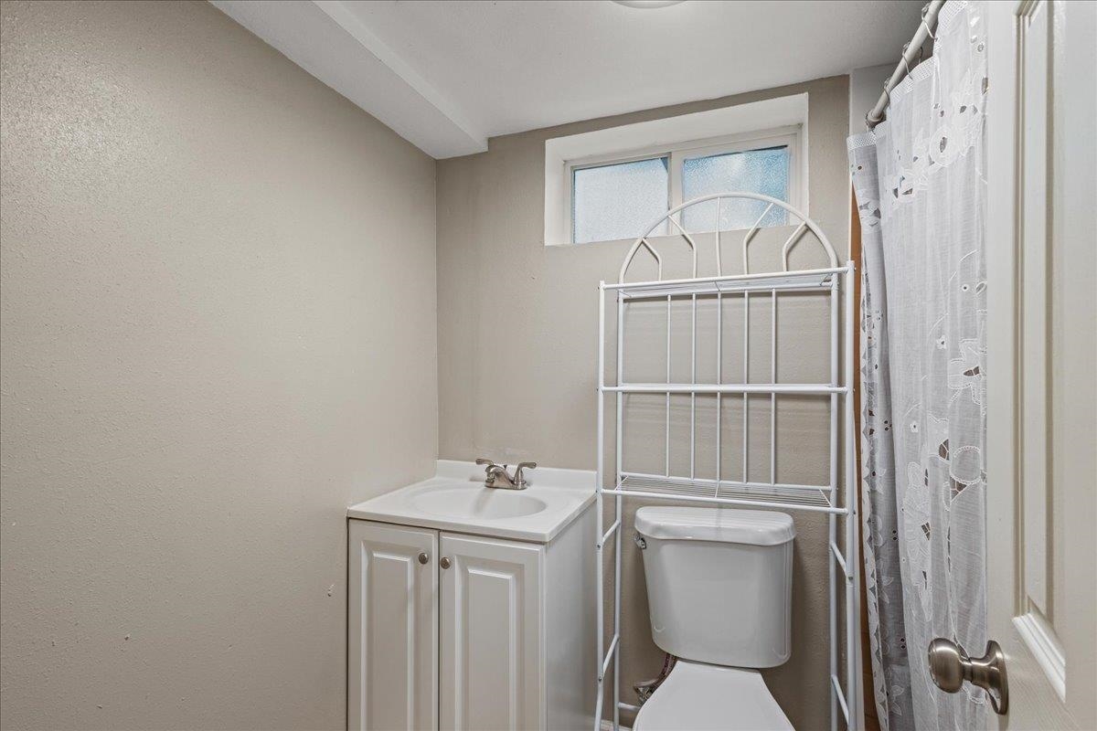 2123 E HEROY Ave - Photo 30