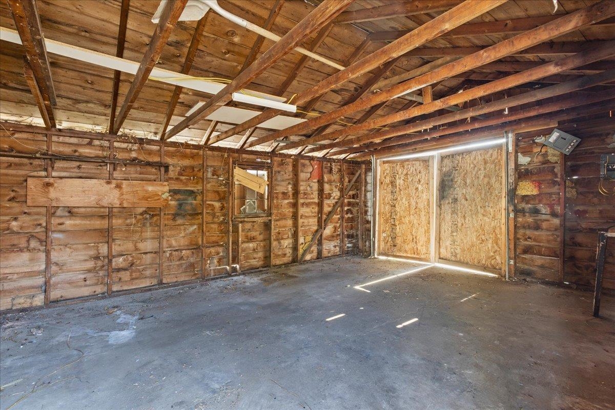 2123 E HEROY Ave - Photo 38