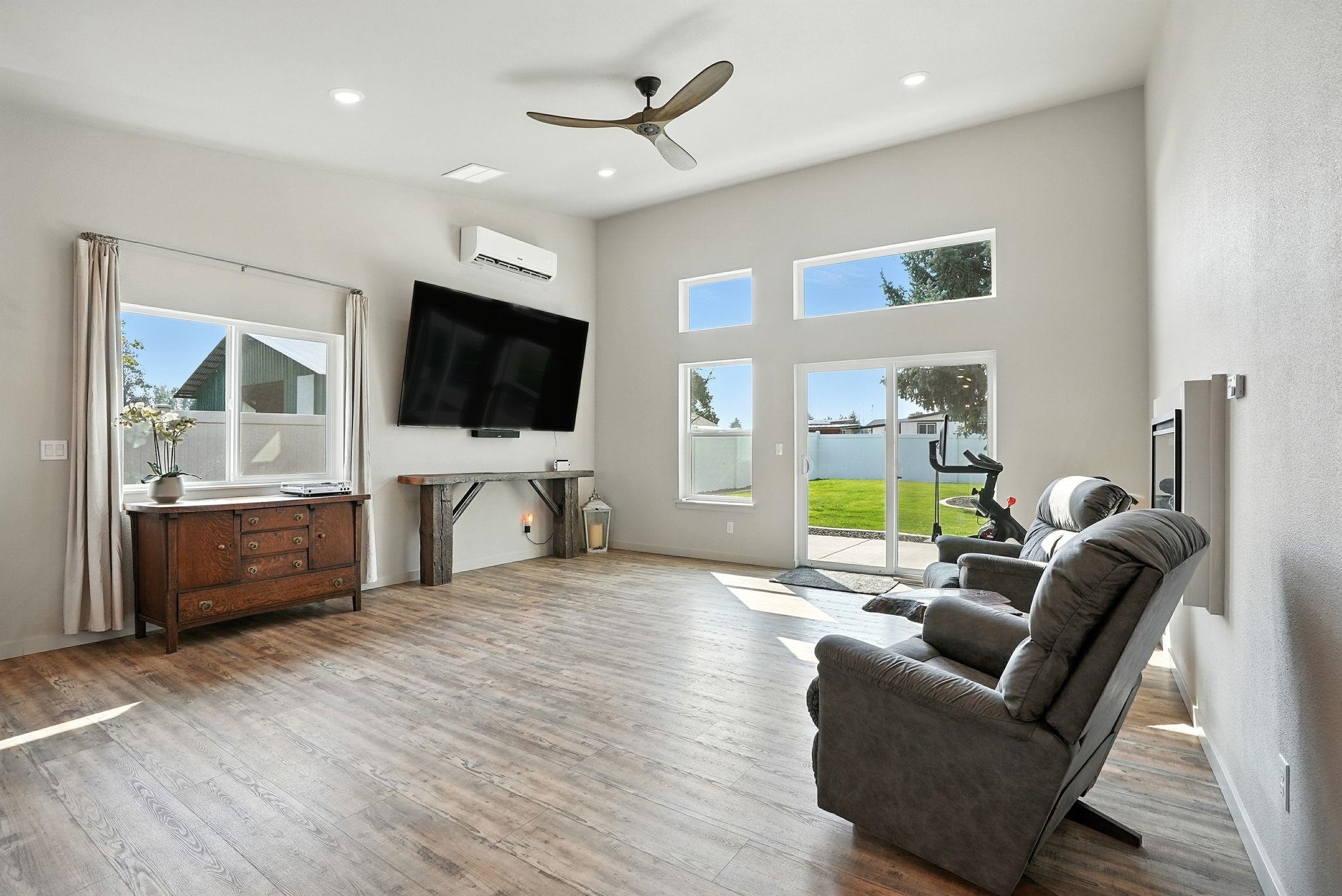 5325 N Vincent Rd - Photo 15