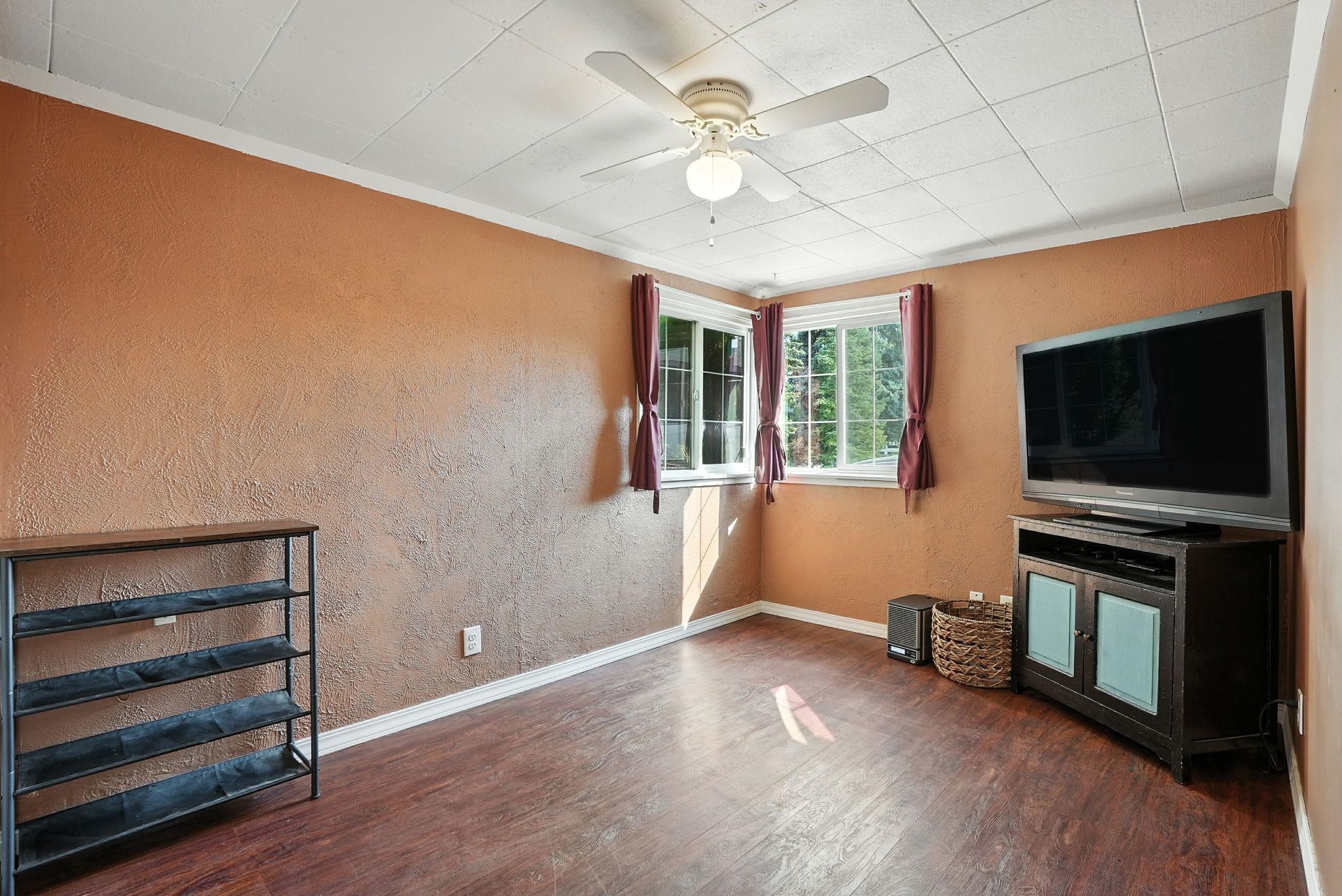 5325 N Vincent Rd - Photo 44
