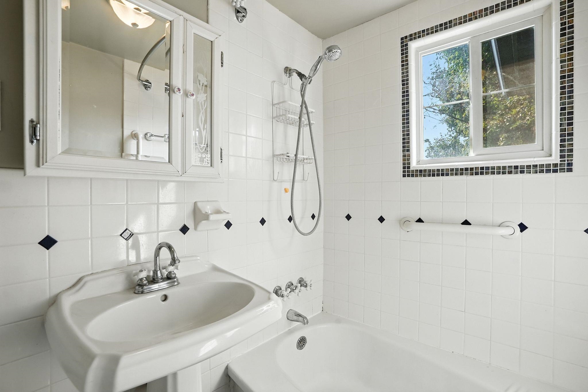 5325 N Vincent Rd - Photo 45