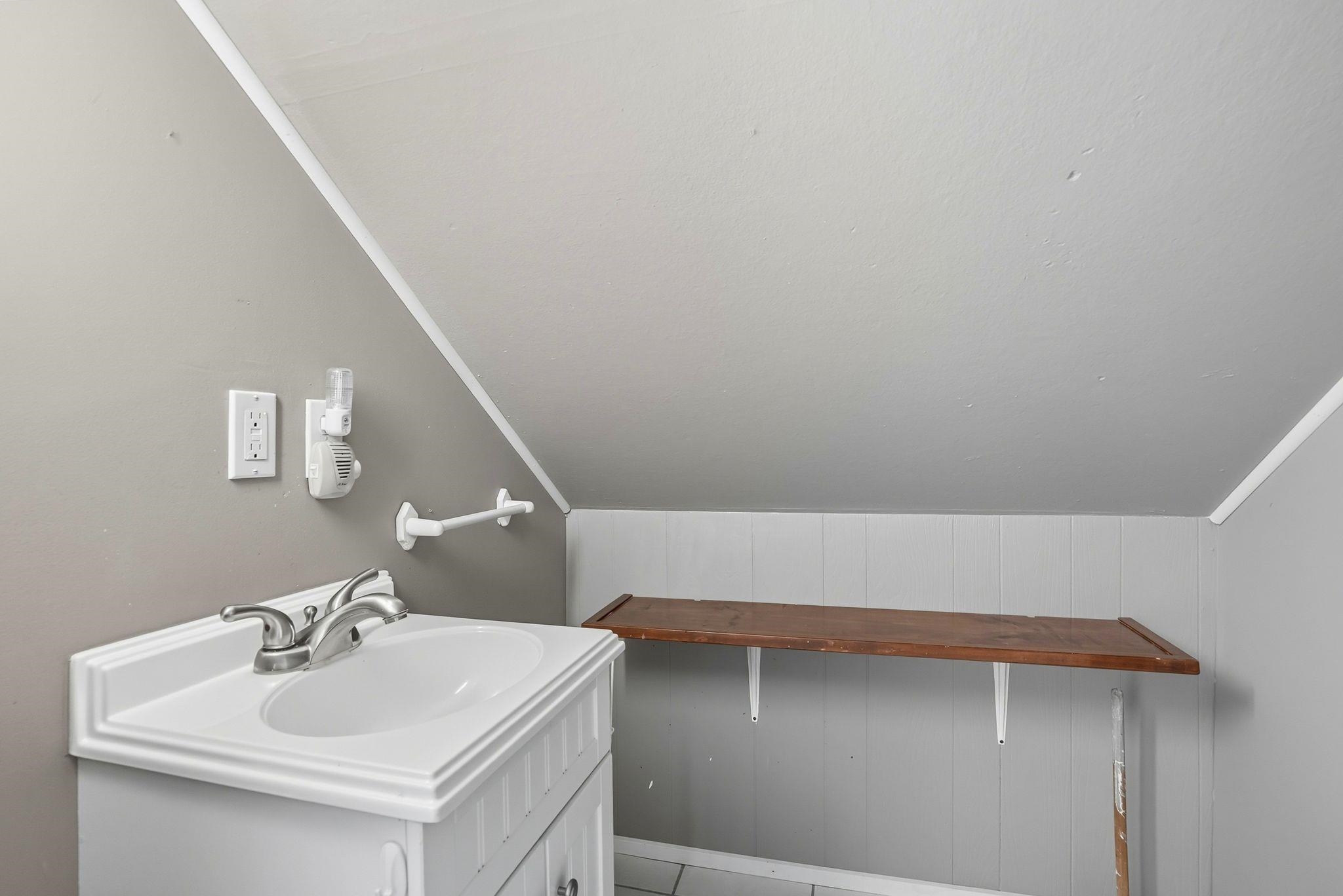 103 E Houghton St - Photo 19