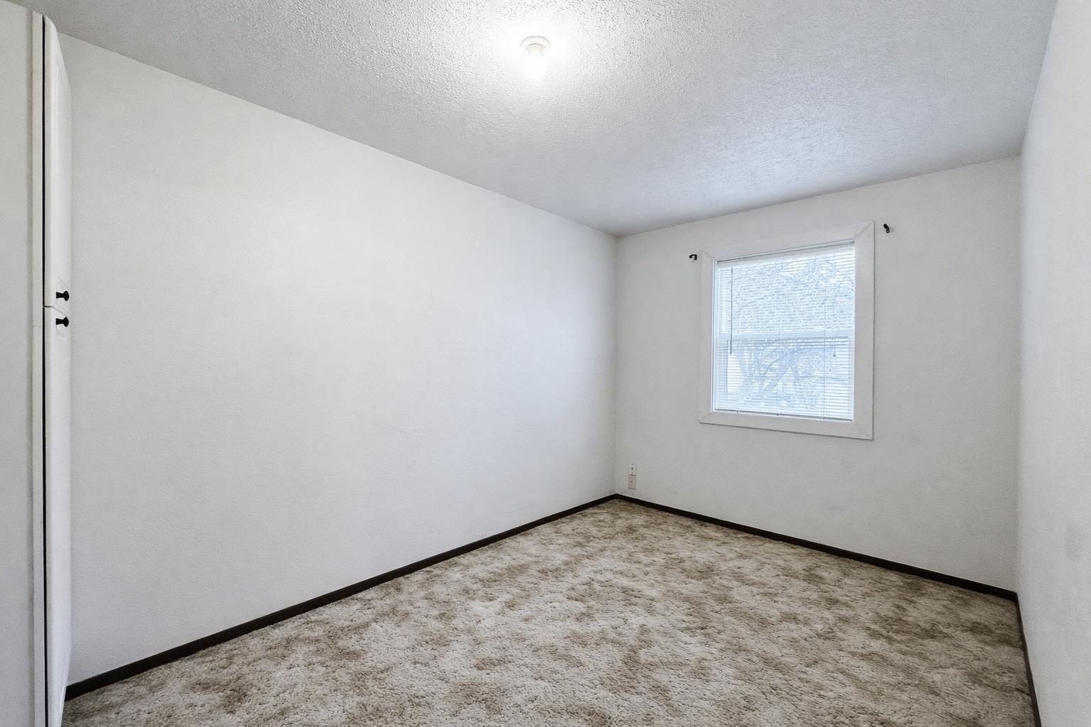 103 E Houghton St - Photo 27