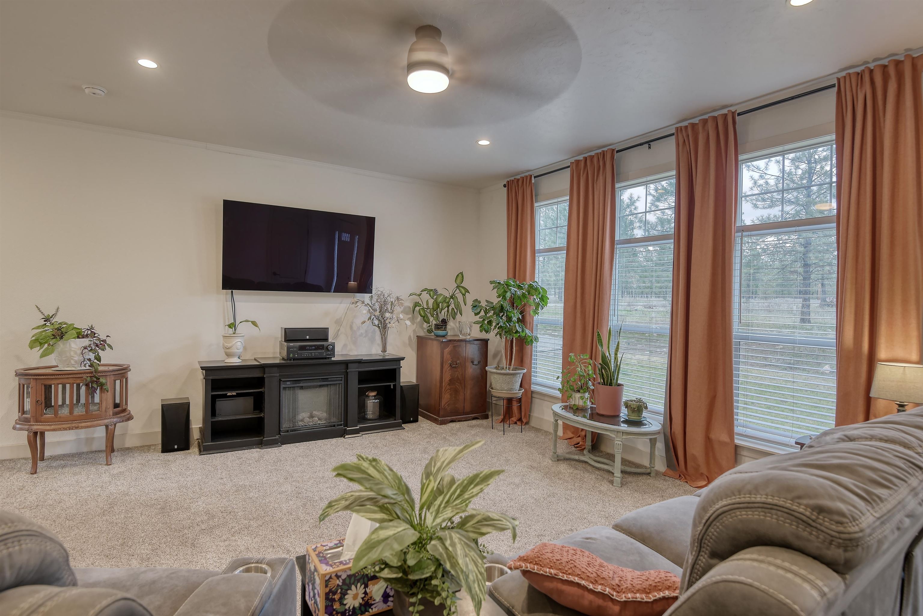 7583 Elaine Street Way - Photo 9