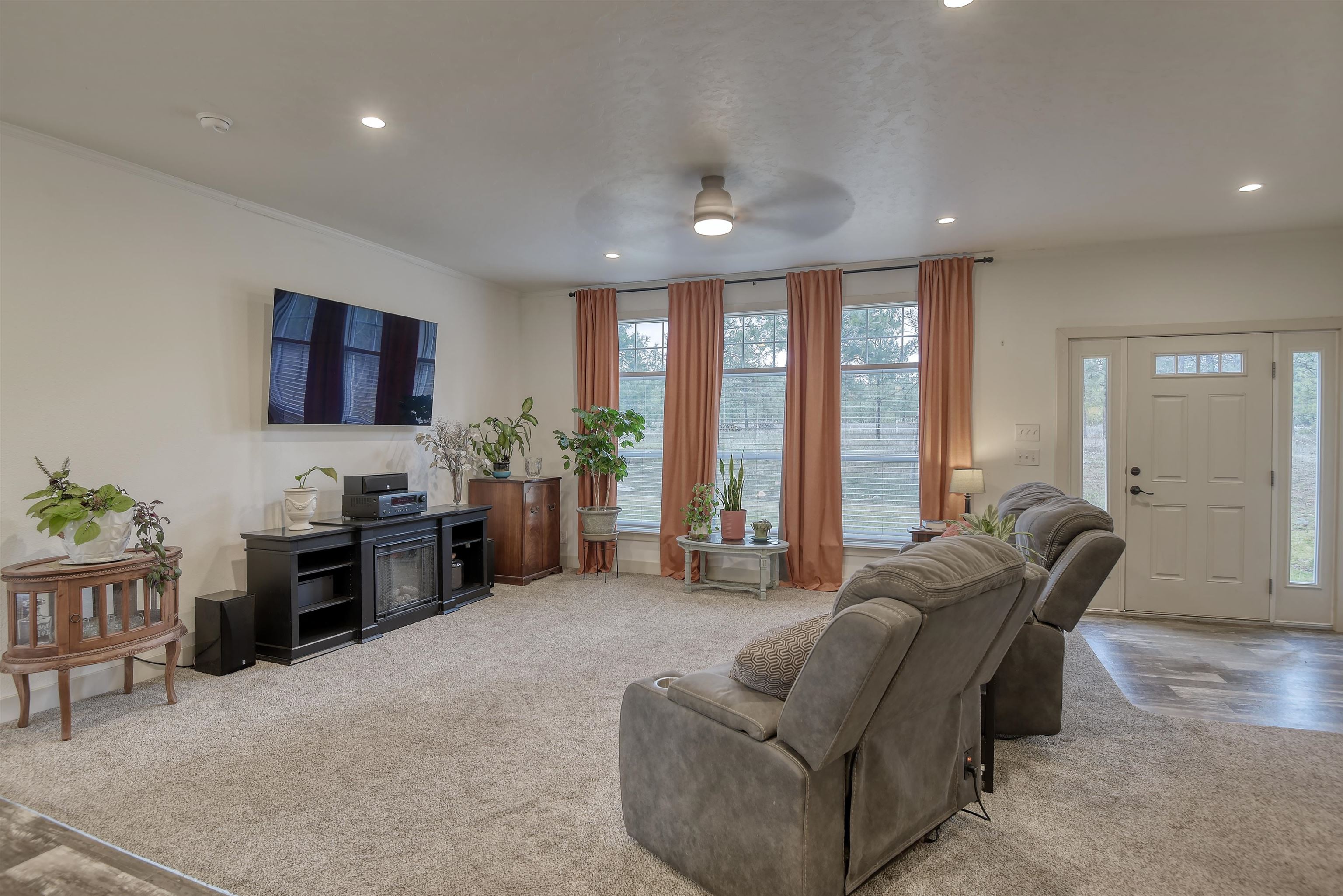 7583 Elaine Street Way - Photo 7