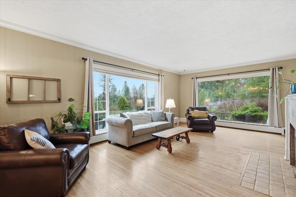 9227 N Mountain View Ln - Photo 5
